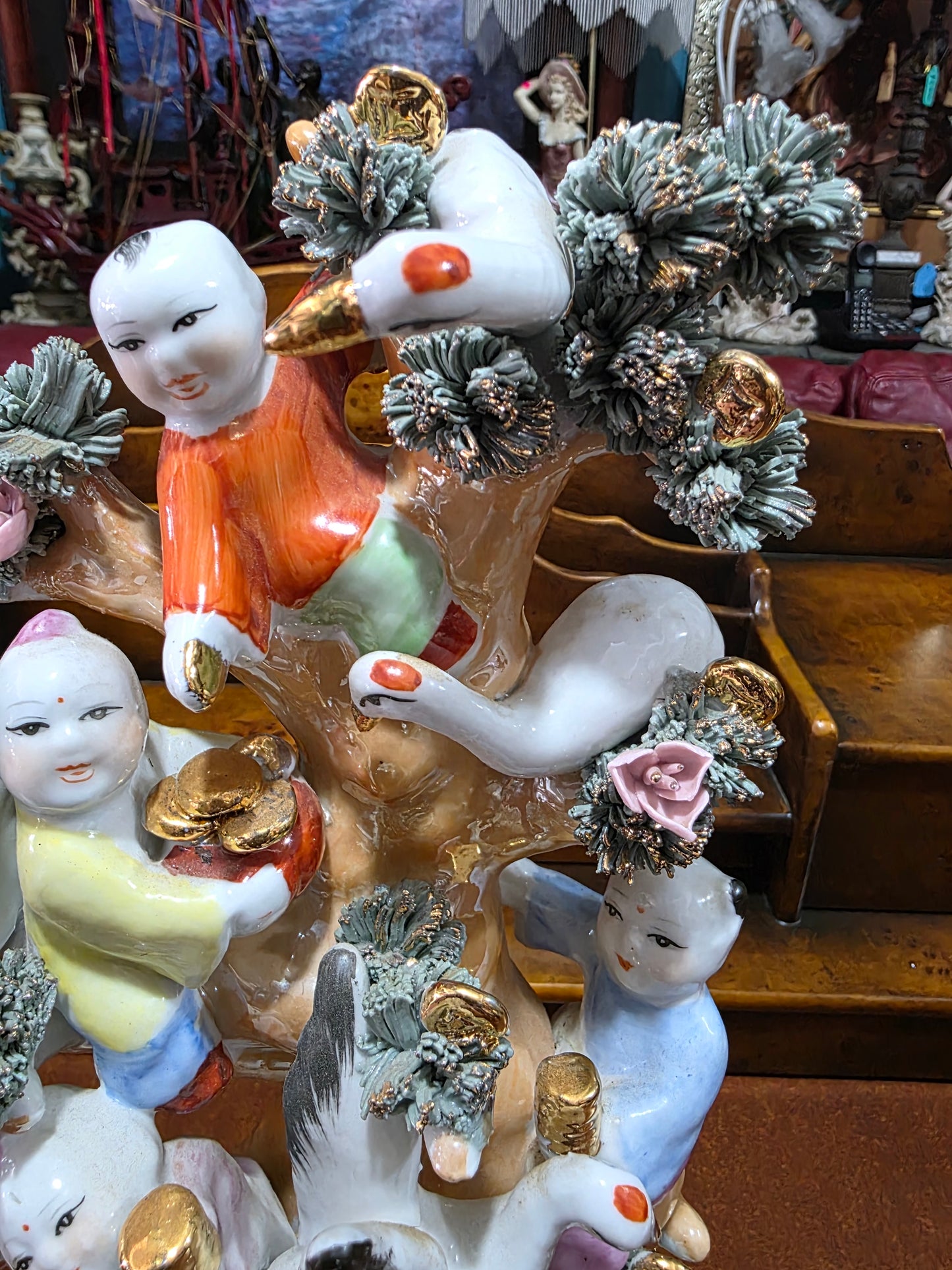 🌸 Arbol de la Prosperidad – Escultura de Porcelana China de Mitad de Siglo 🌸