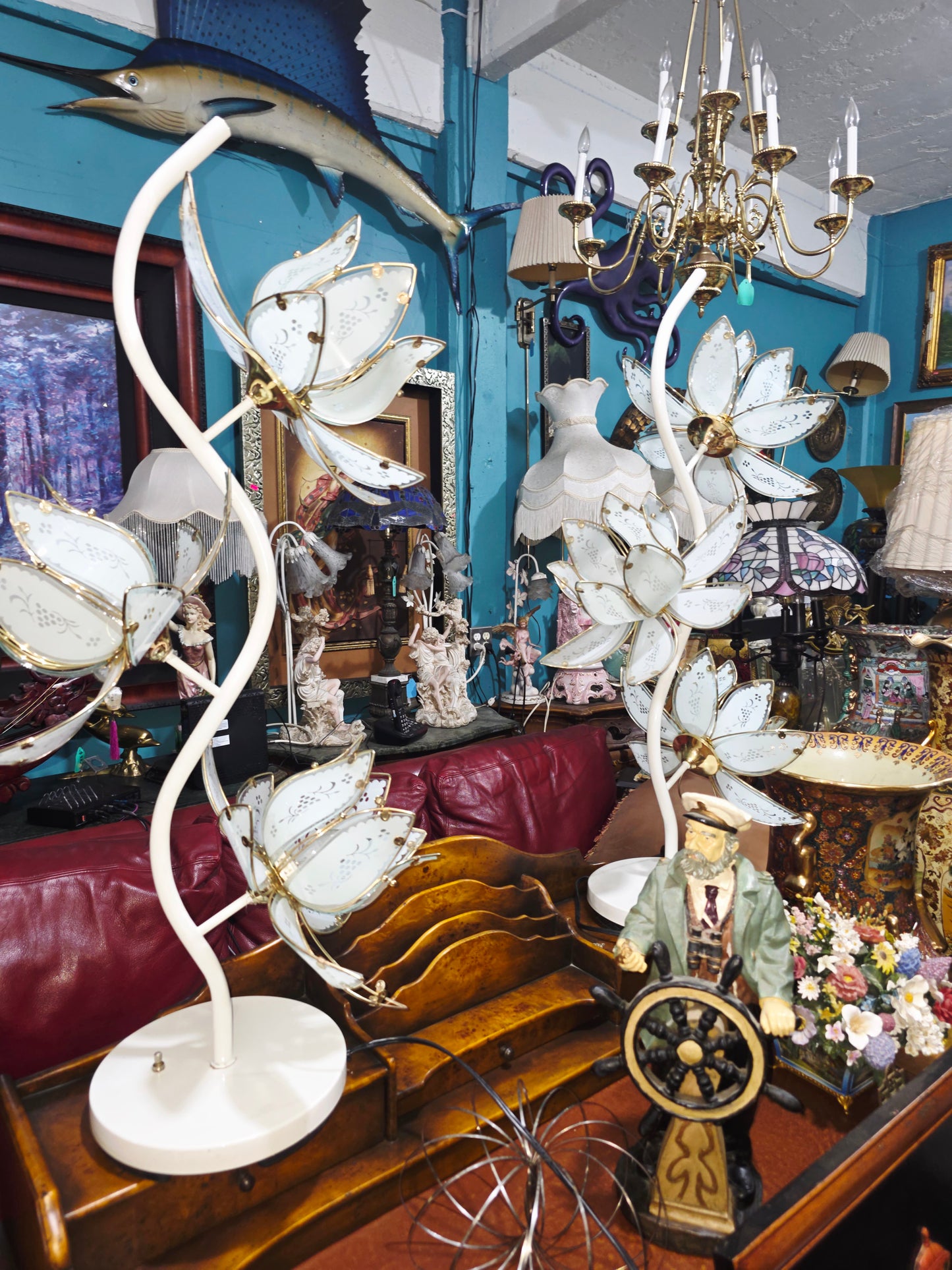 🌸 Pair of Vintage Italian Lotus Flower Lamps – 70s Retro Design ✨