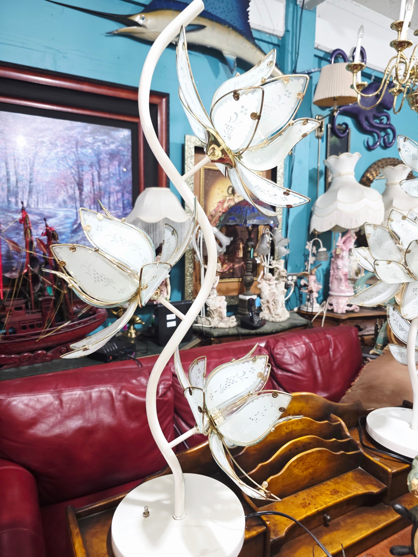 🌸 Pair of Vintage Italian Lotus Flower Lamps – 70s Retro Design ✨