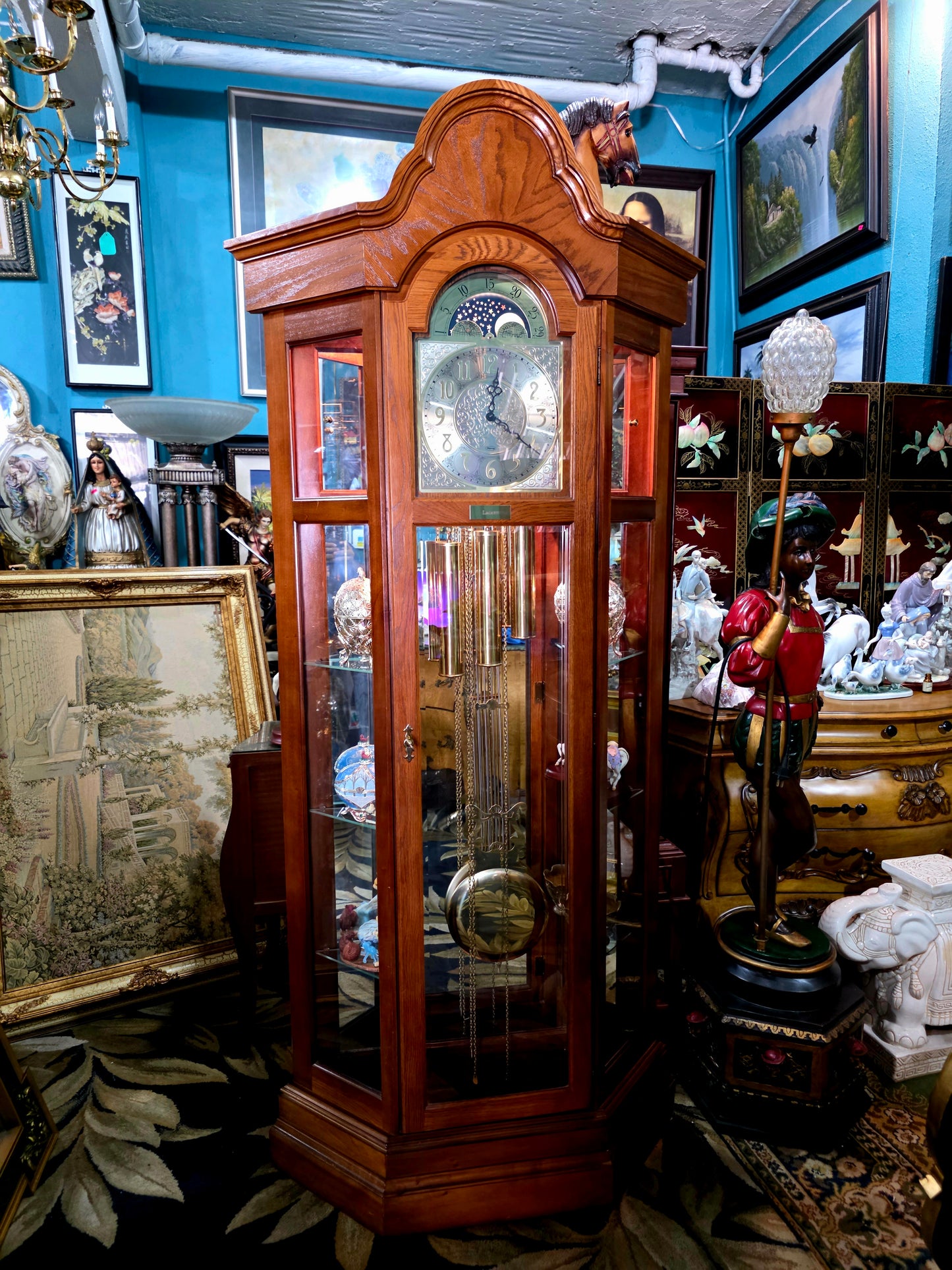 🕰️ Reloj de pie Ridgeway con placa grabada “LACAYO” — Elegancia atemporal y presencia majestuosa 🇺🇸✨