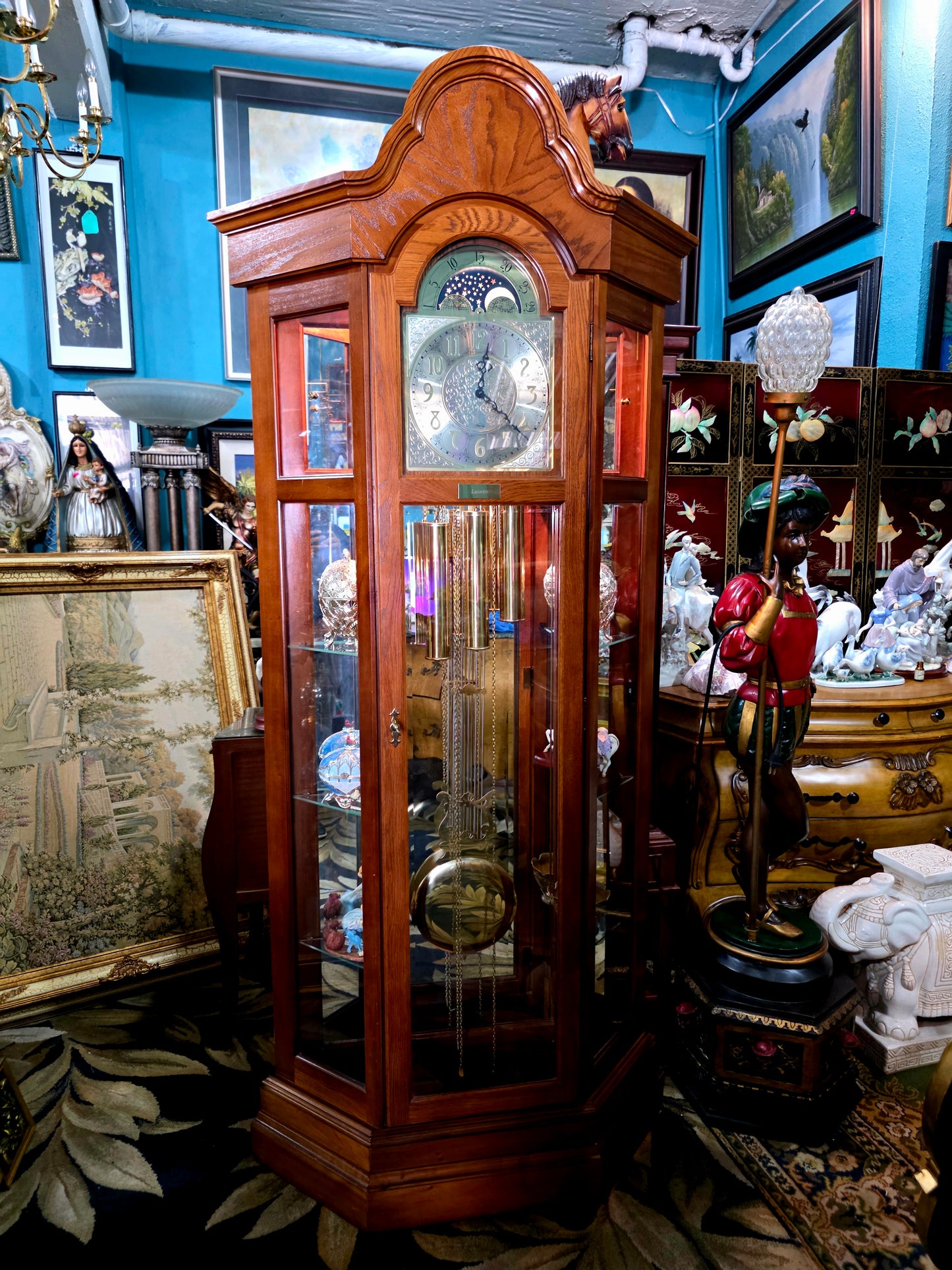 🕰️ Reloj de pie Ridgeway con placa grabada “LACAYO” — Elegancia atemporal y presencia majestuosa 🇺🇸✨