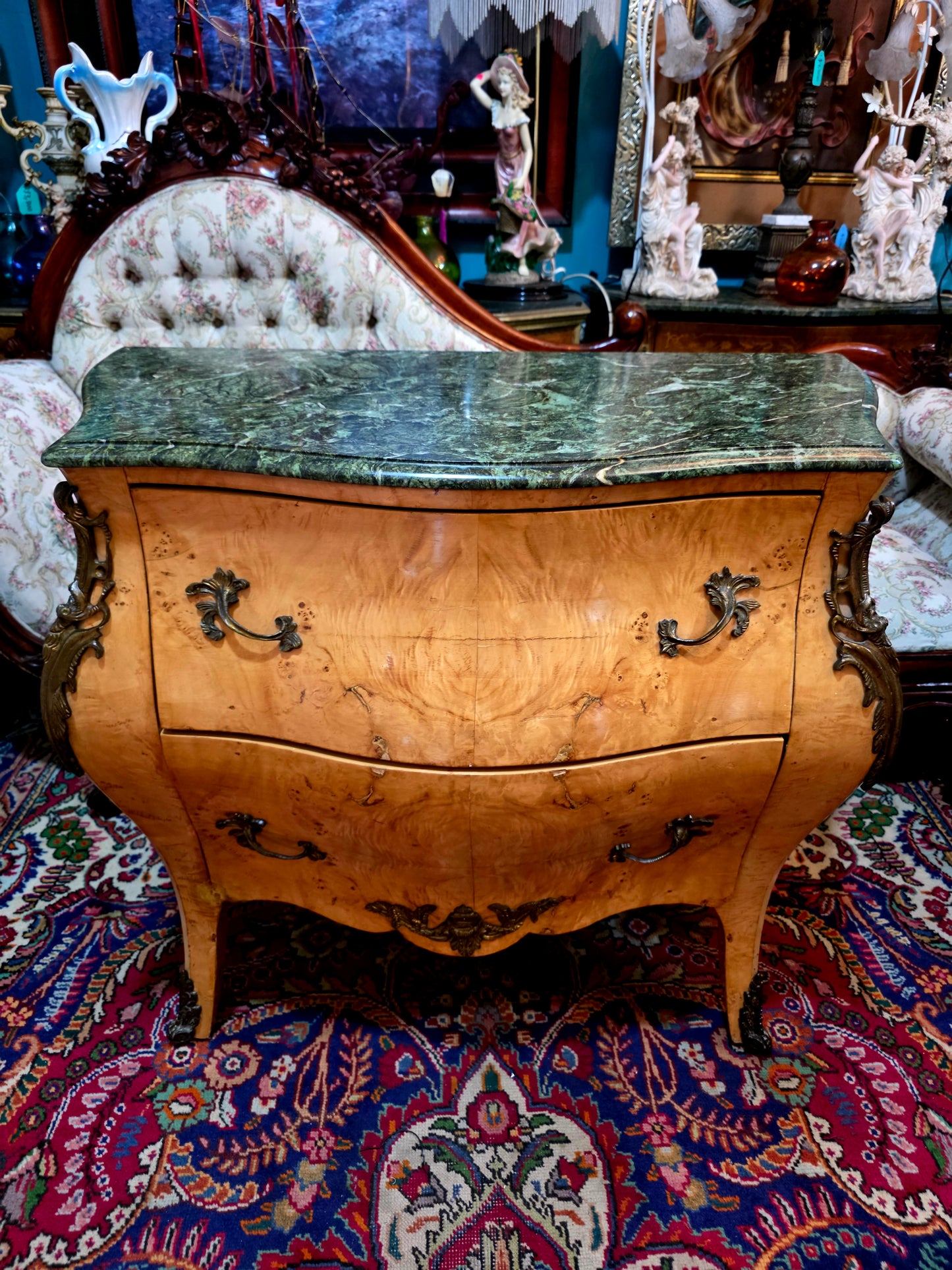 ✨ Bombe frances con cubierta de mármol y herrajes en bronce dorado 🇫🇷