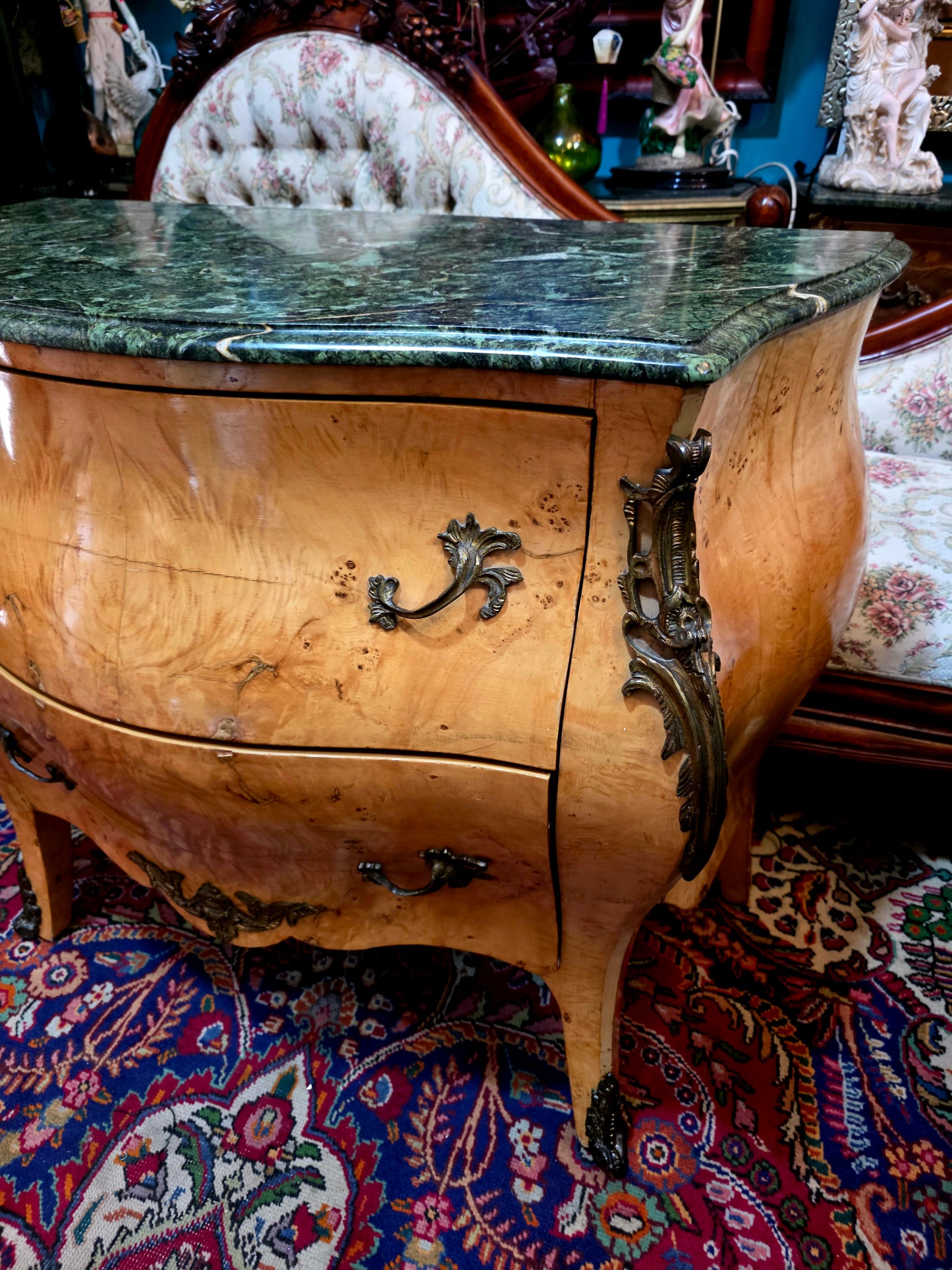 ✨ Bombe frances con cubierta de mármol y herrajes en bronce dorado 🇫🇷