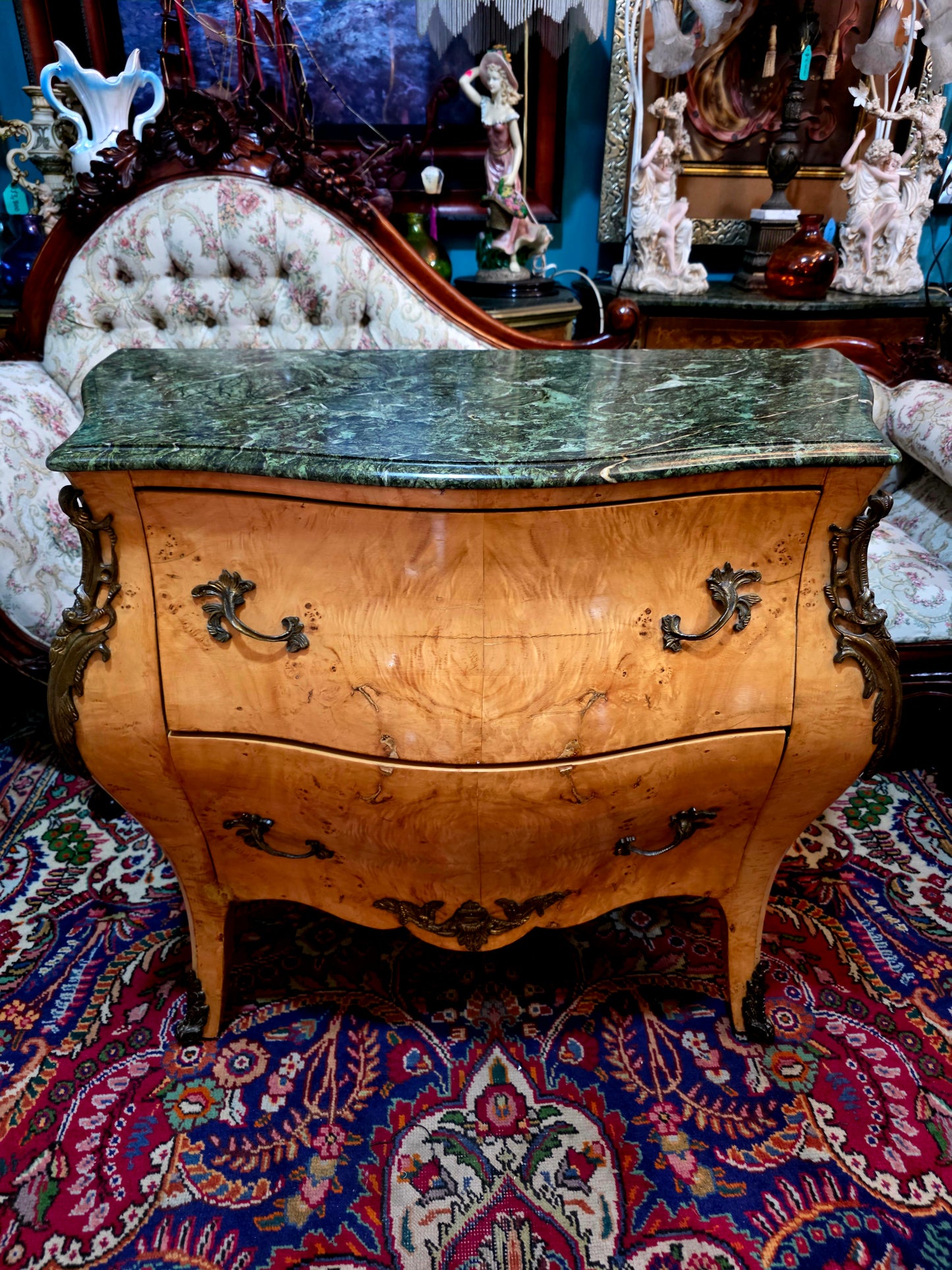 ✨ Bombe frances con cubierta de mármol y herrajes en bronce dorado 🇫🇷