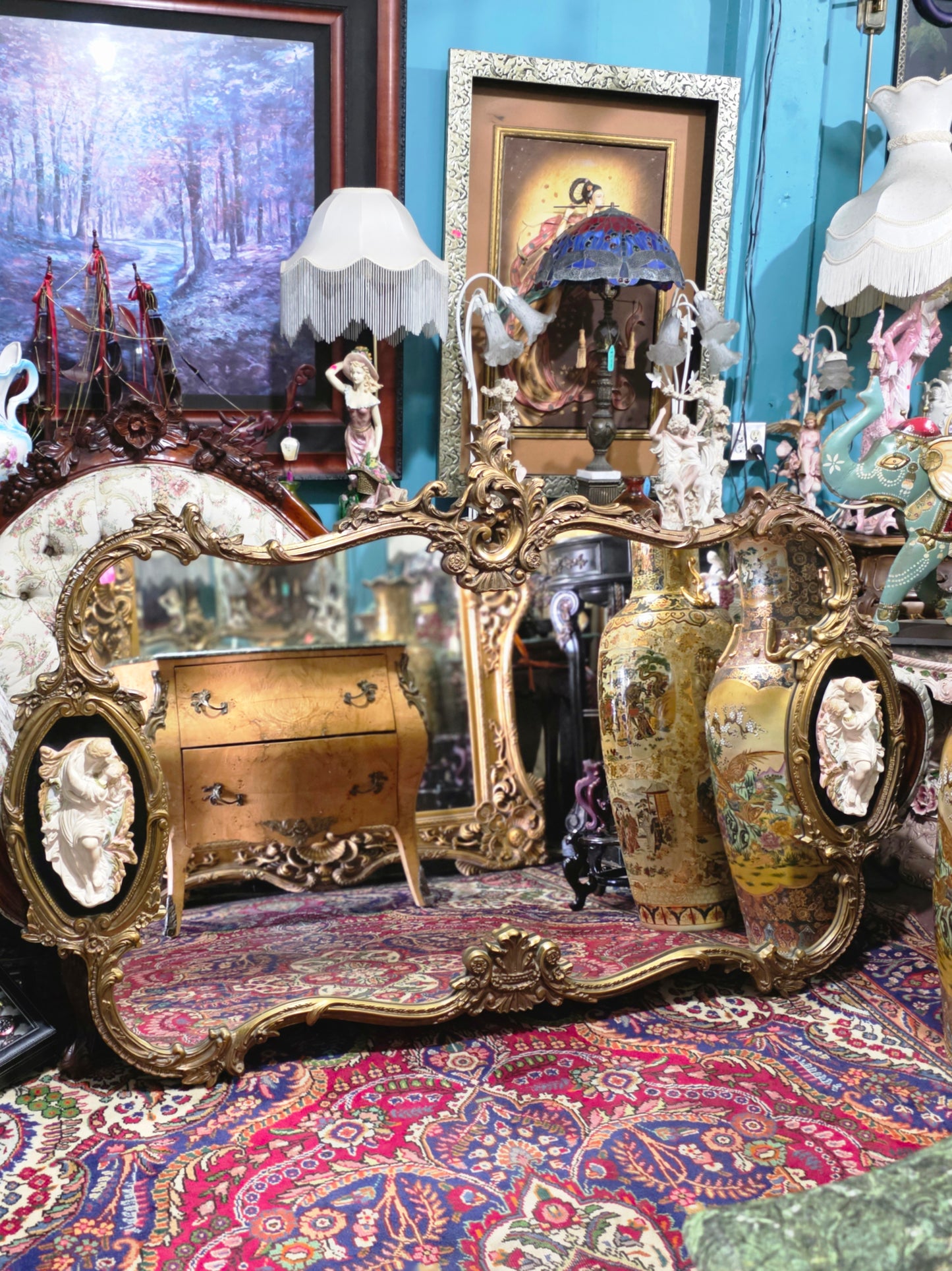 🩷Espejo Rococó con Relieve de Pareja Romántica – Tesoro Exclusivo en Rosarito Antiques 🩷