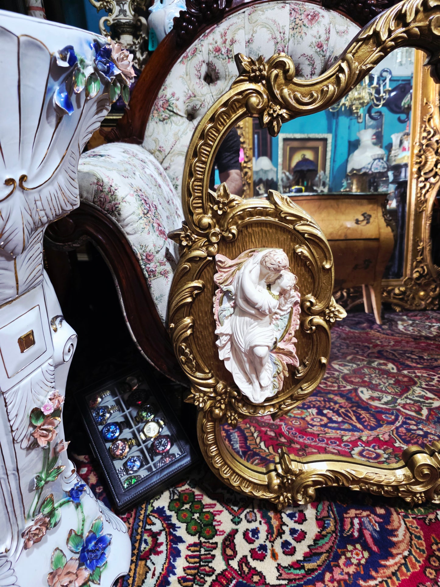 🩷Espejo Rococo Con Decoración de Romeo Y Julieta🩷