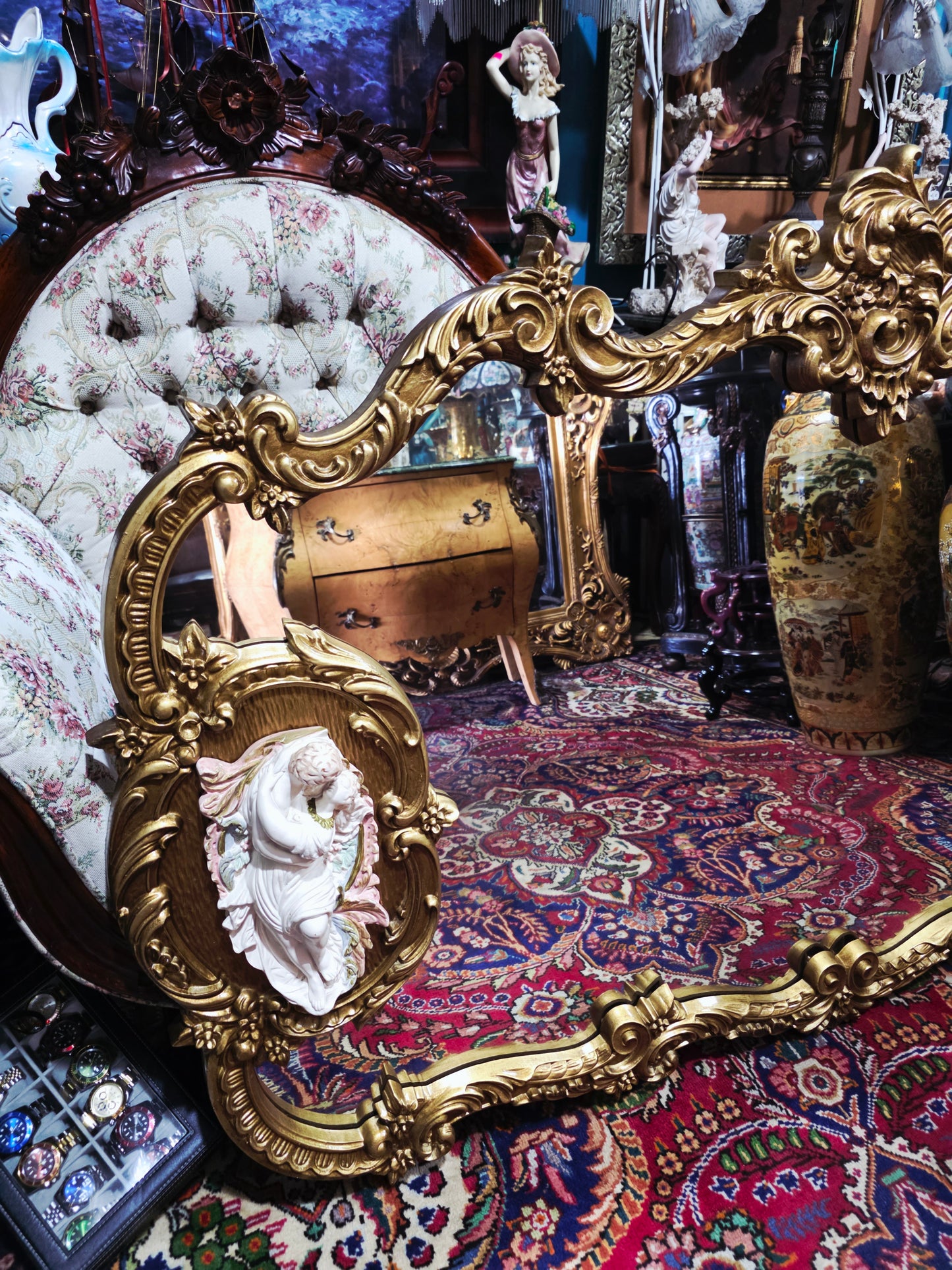 🩷Espejo Rococo Con Decoración de Romeo Y Julieta🩷