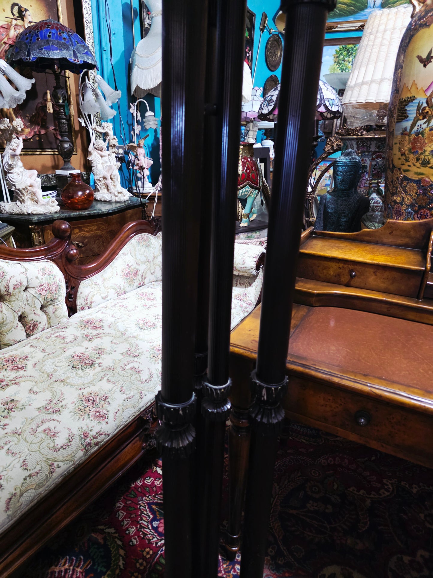 🌟 Par de Lámparas de Piso Estilo Antorcha - Elegancia Exclusiva en Rosarito Antiques 🌟