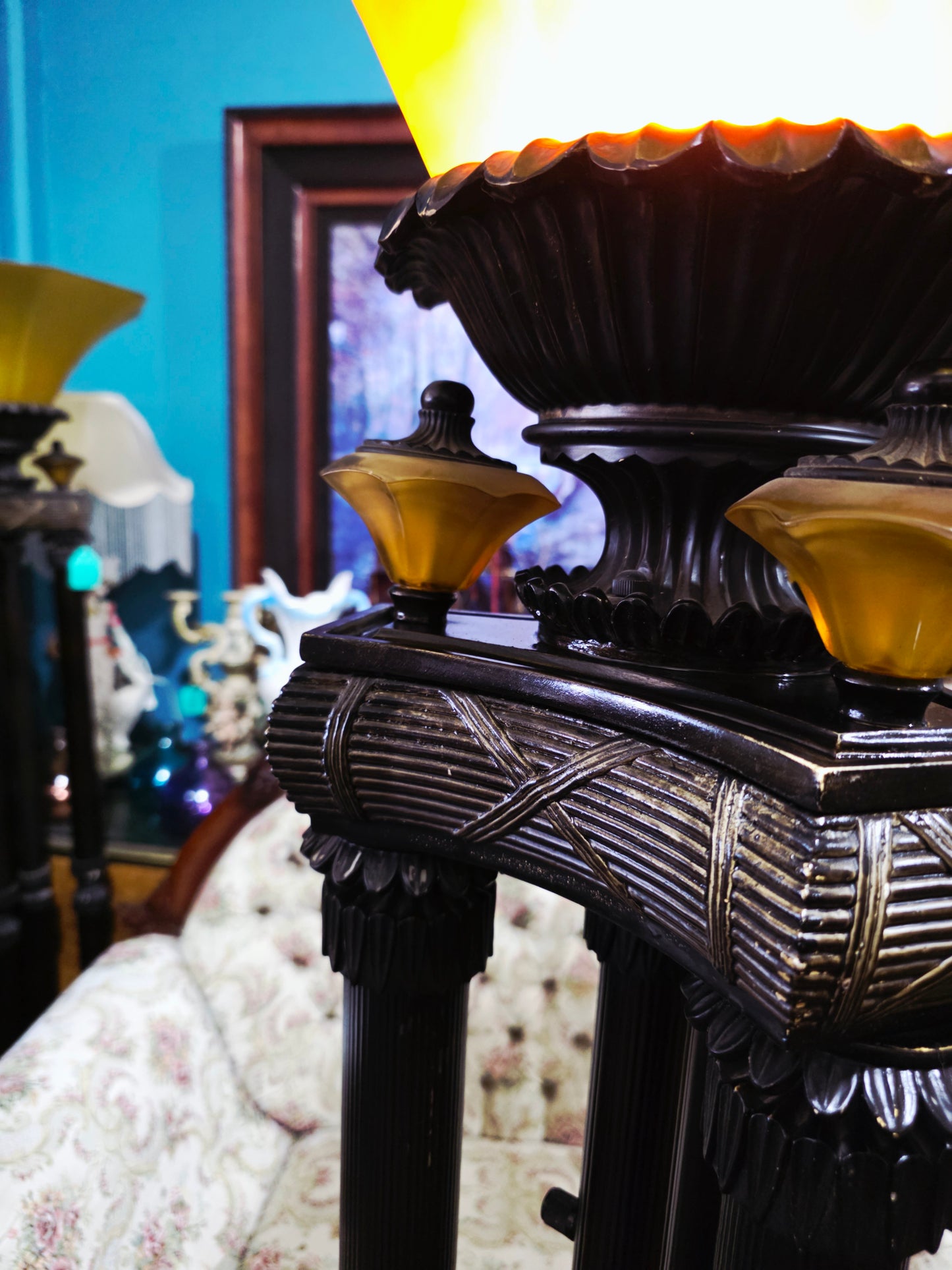 🌟 Par de Lámparas de Piso Estilo Antorcha - Elegancia Exclusiva en Rosarito Antiques 🌟