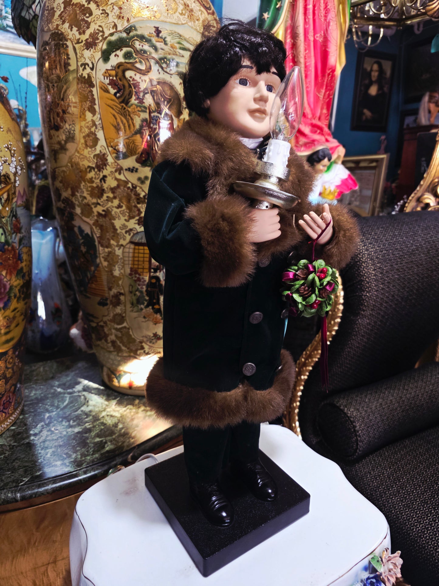 🎄 Victorian Boy Telco Motionette with Light – Animated Christmas Elegance 🎁