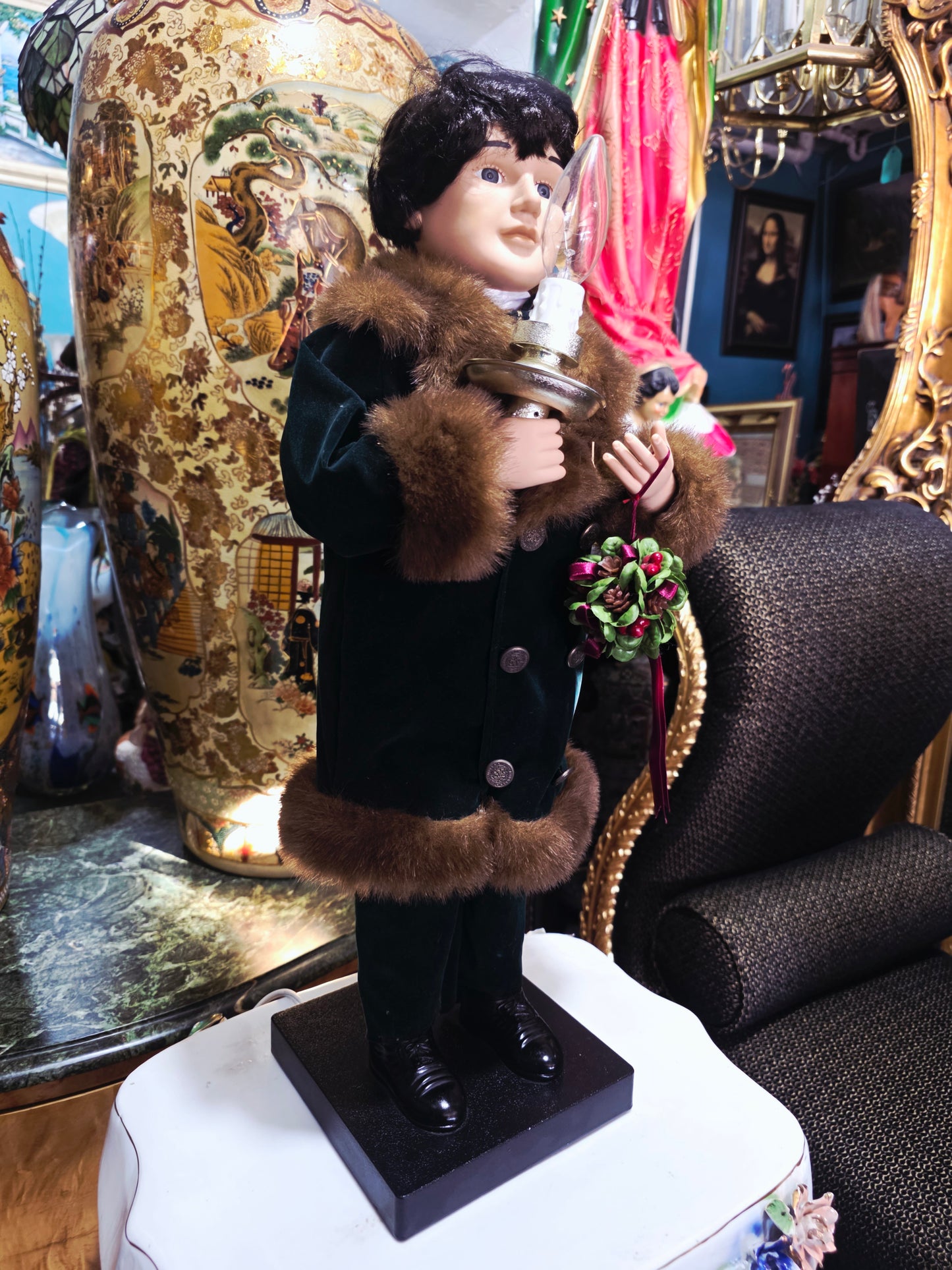 🎄 Victorian Boy Telco Motionette with Light – Animated Christmas Elegance 🎁