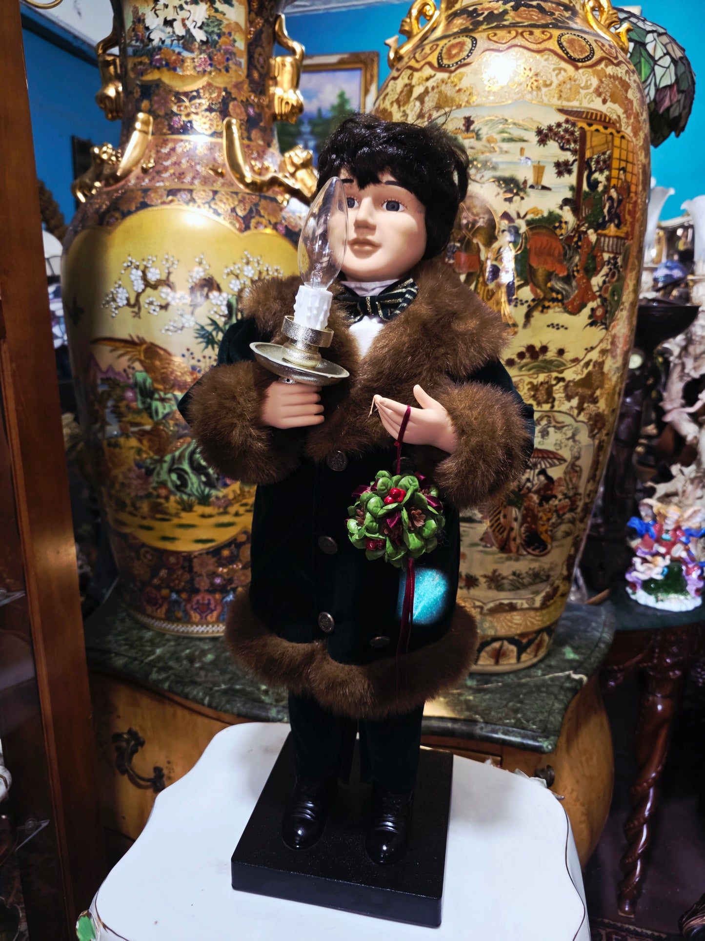 🎄 Victorian Boy Telco Motionette with Light – Animated Christmas Elegance 🎁