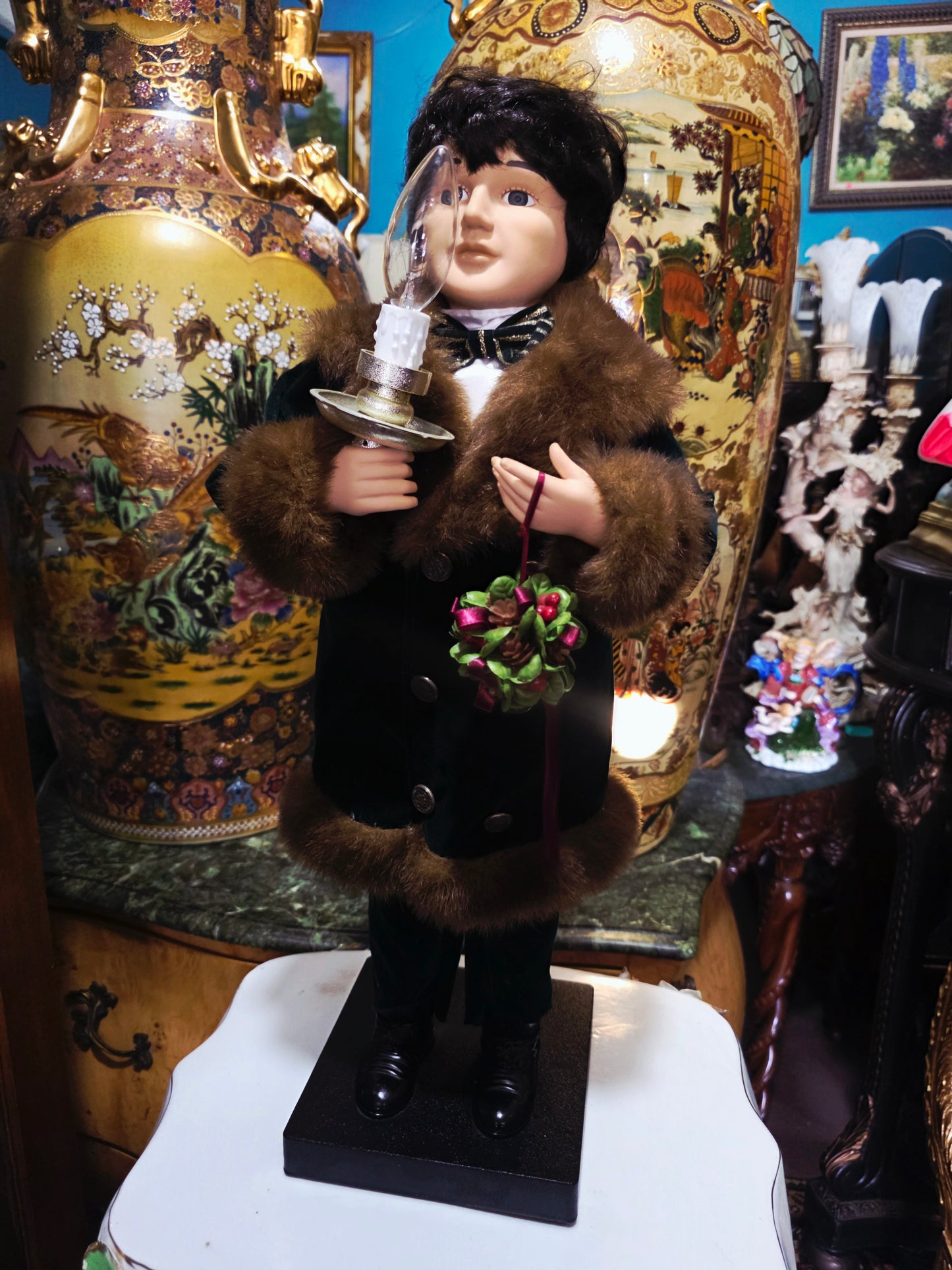 🎄 Victorian Boy Telco Motionette with Light – Animated Christmas Elegance 🎁