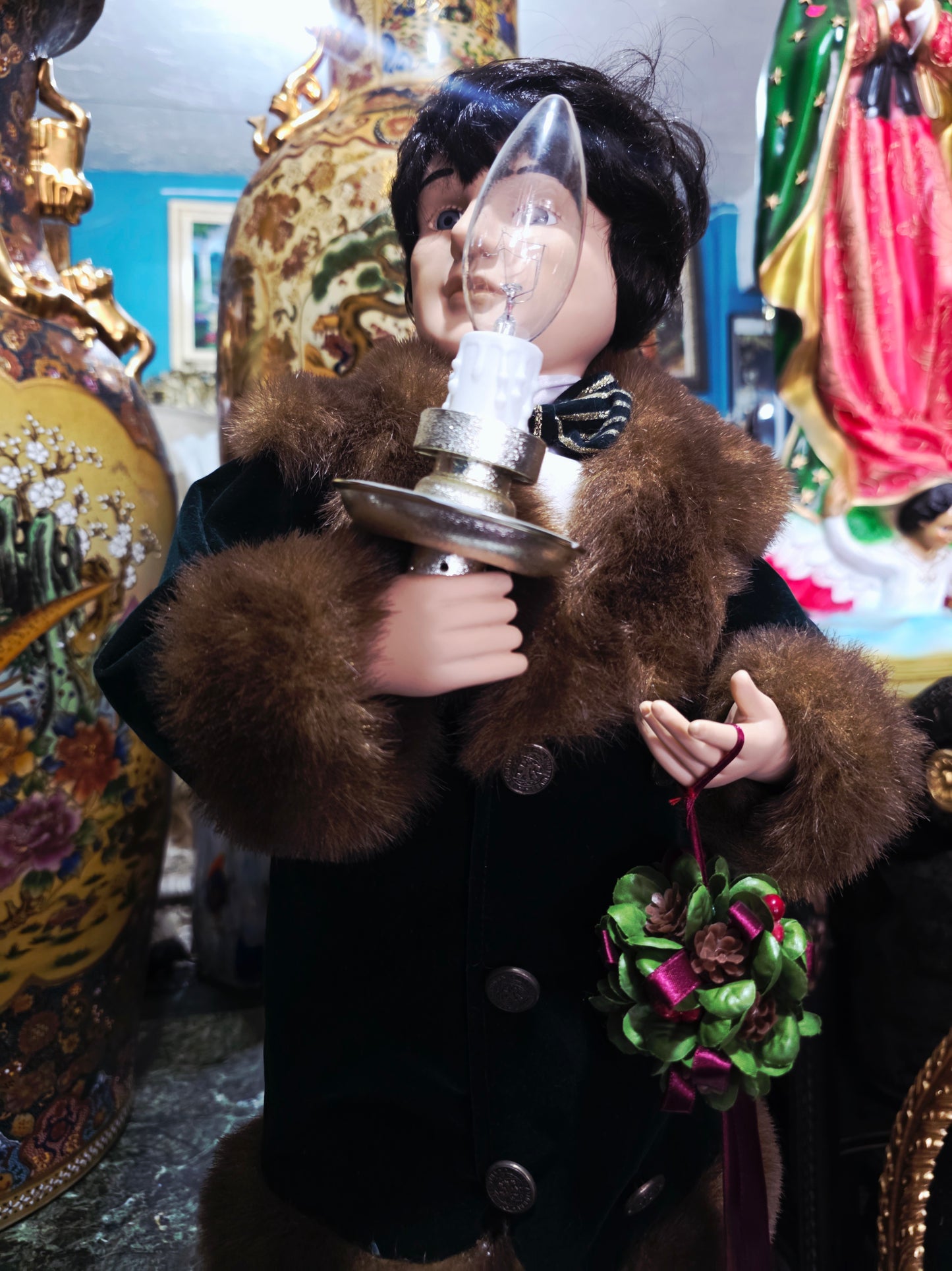 🎄 Victorian Boy Telco Motionette with Light – Animated Christmas Elegance 🎁