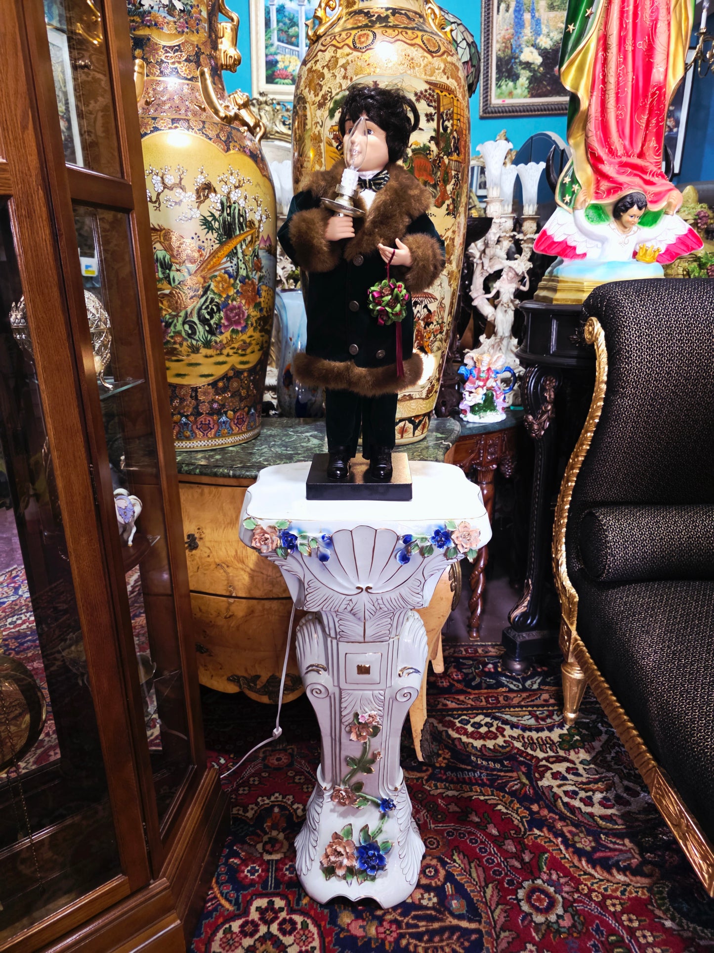 🎄 Victorian Boy Telco Motionette with Light – Animated Christmas Elegance 🎁