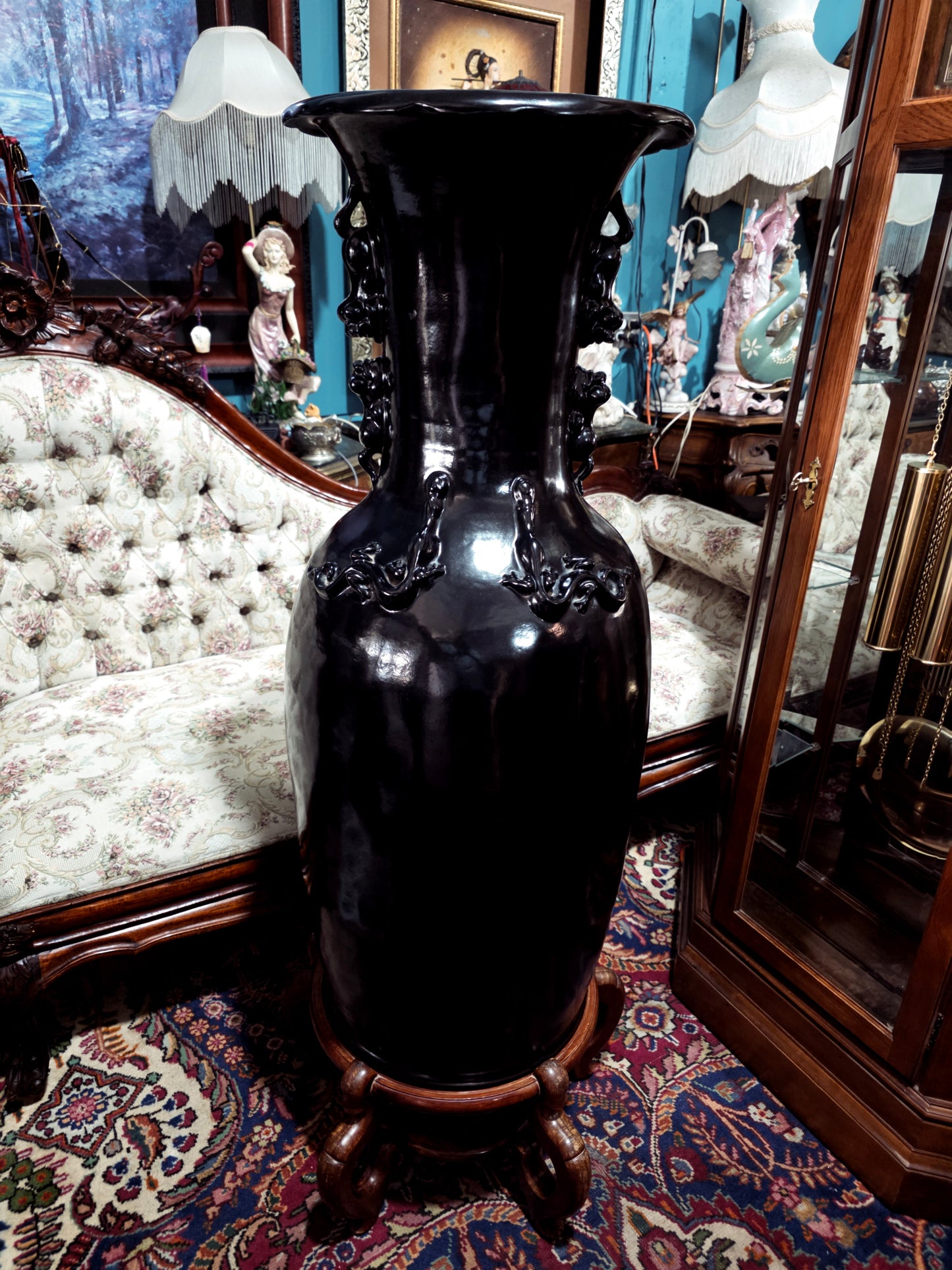 🖤 Par de Jarrones Orientales en Fibra de Vidrio con Base de Madera 🖤