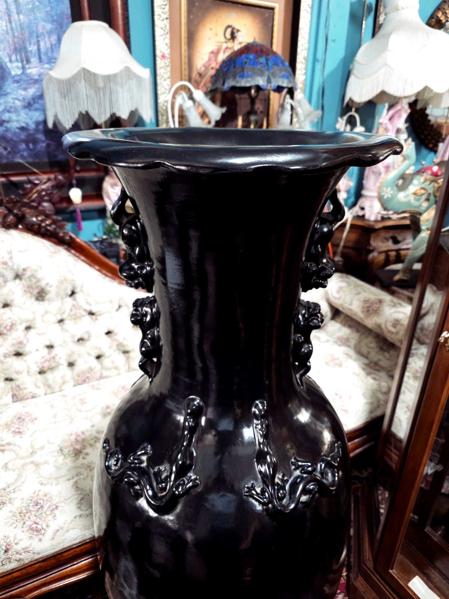 🖤 Par de Jarrones Orientales en Fibra de Vidrio con Base de Madera 🖤