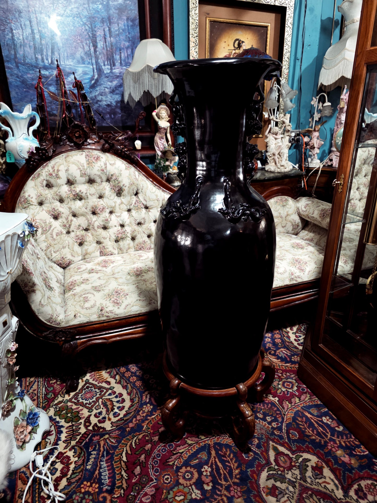 🖤 Par de Jarrones Orientales en Fibra de Vidrio con Base de Madera 🖤