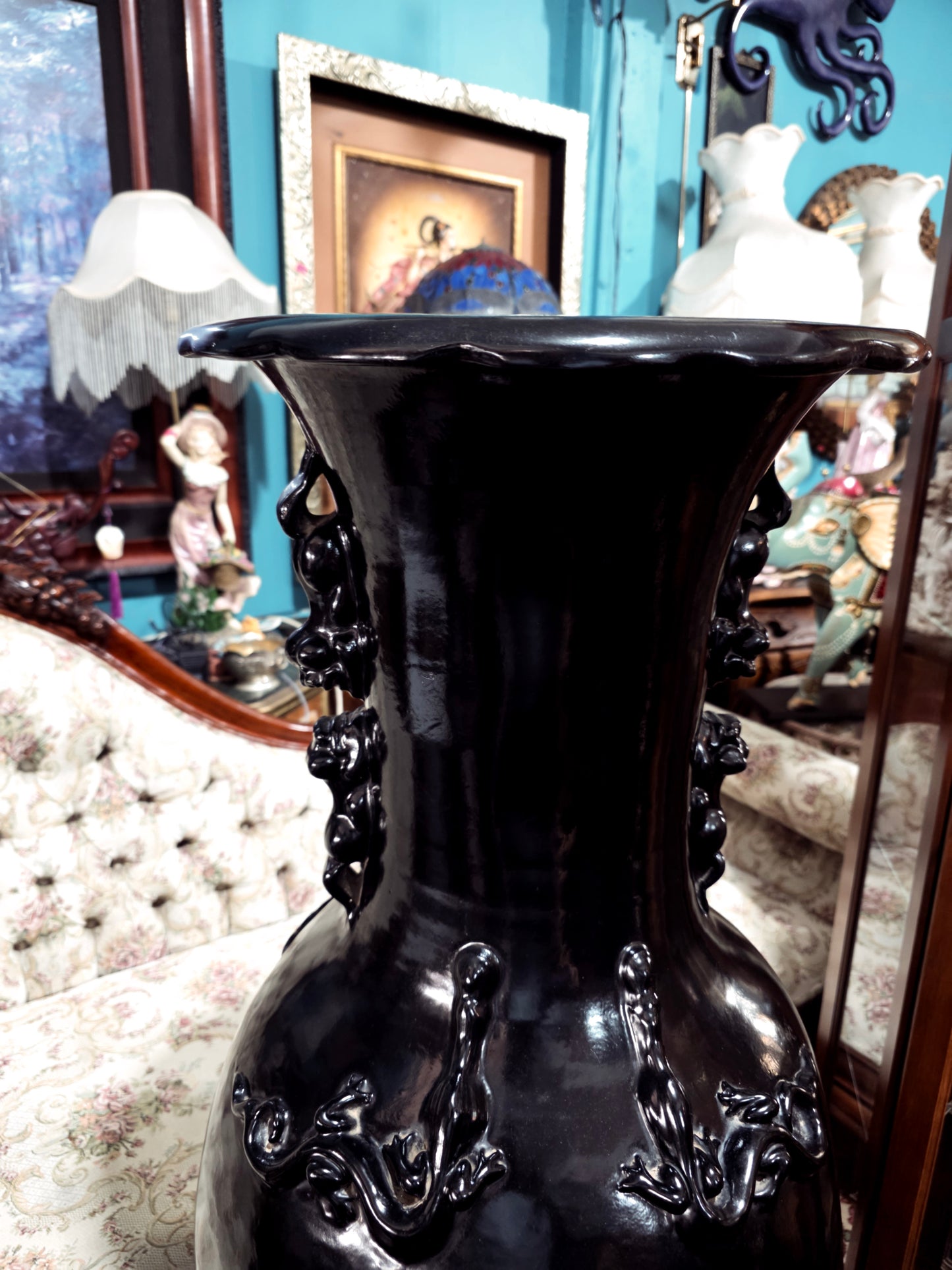 🖤 Par de Jarrones Orientales en Fibra de Vidrio con Base de Madera 🖤