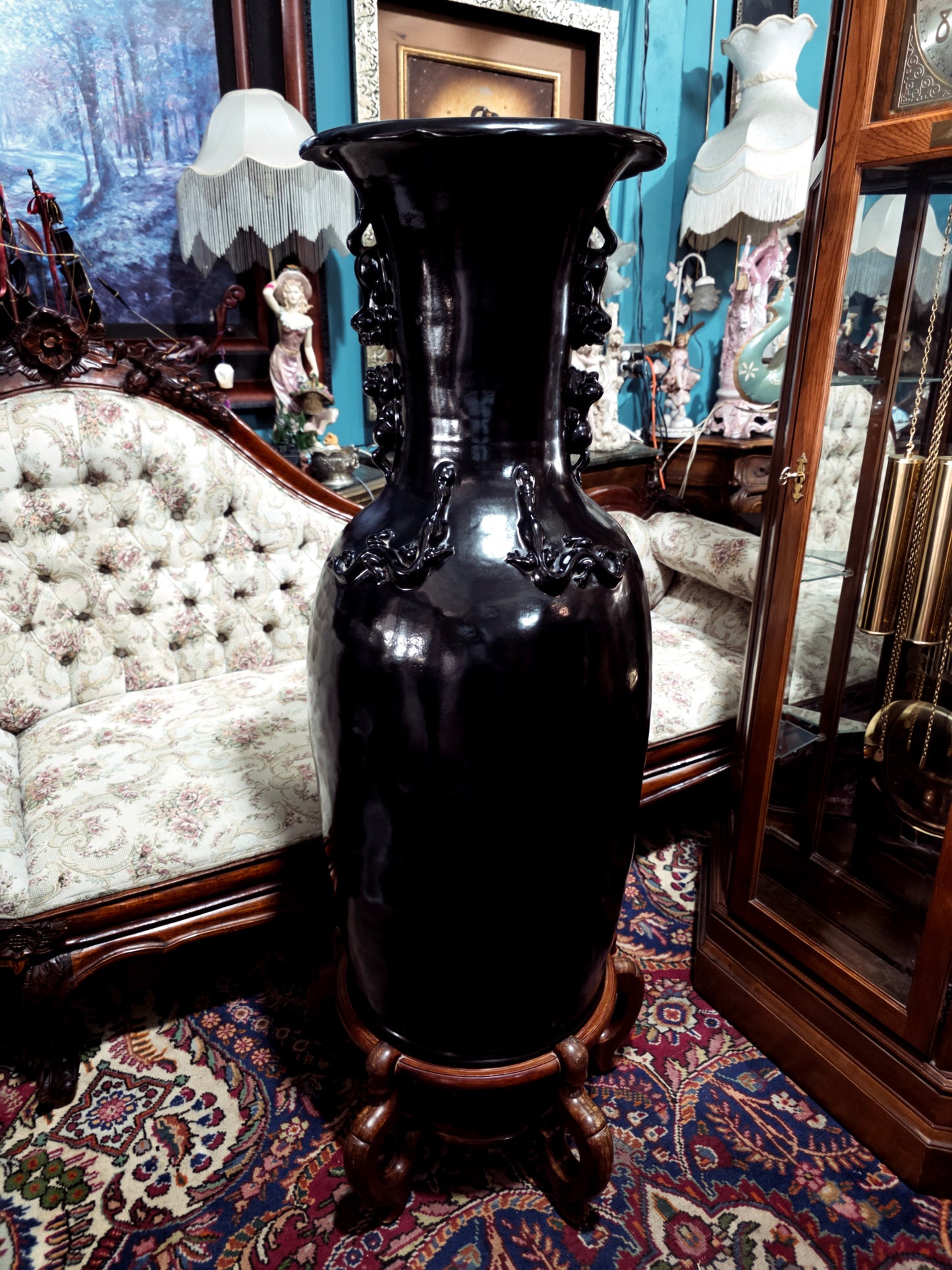 🖤 Par de Jarrones Orientales en Fibra de Vidrio con Base de Madera 🖤