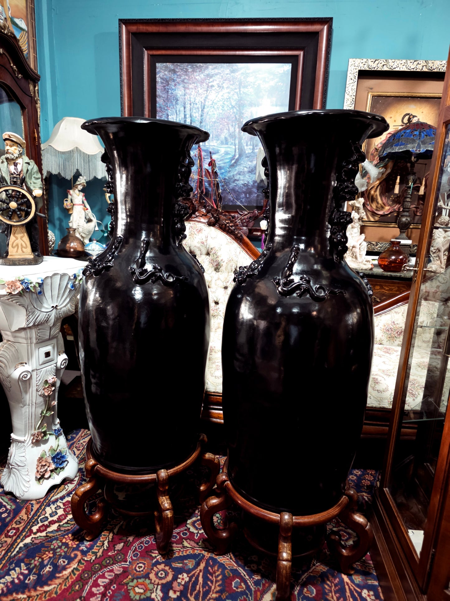 🖤 Par de Jarrones Orientales en Fibra de Vidrio con Base de Madera 🖤