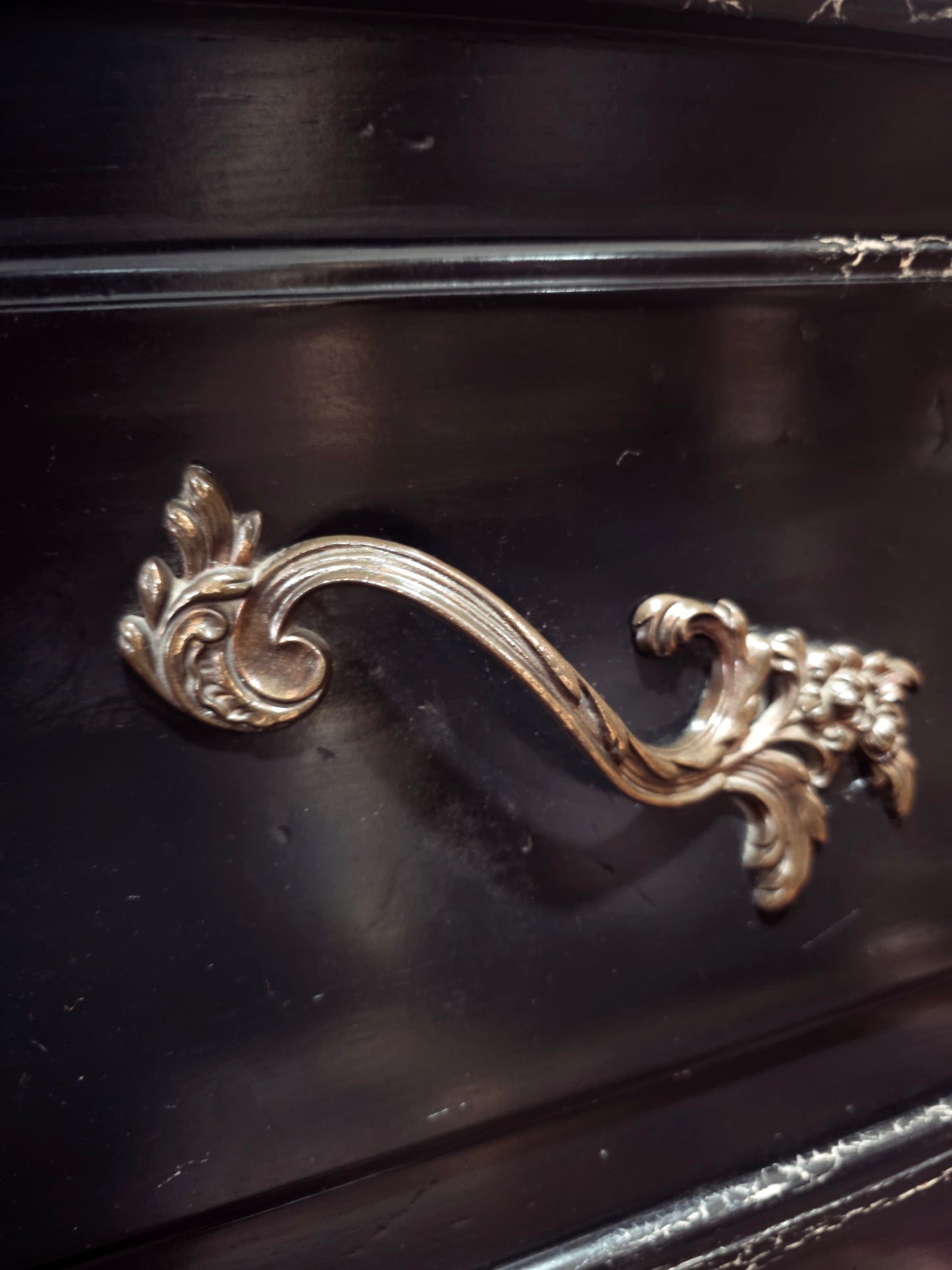 🌿Pair of Louis XV style Bombay chairs by Baker Furniture 🇫🇷🖤🌿