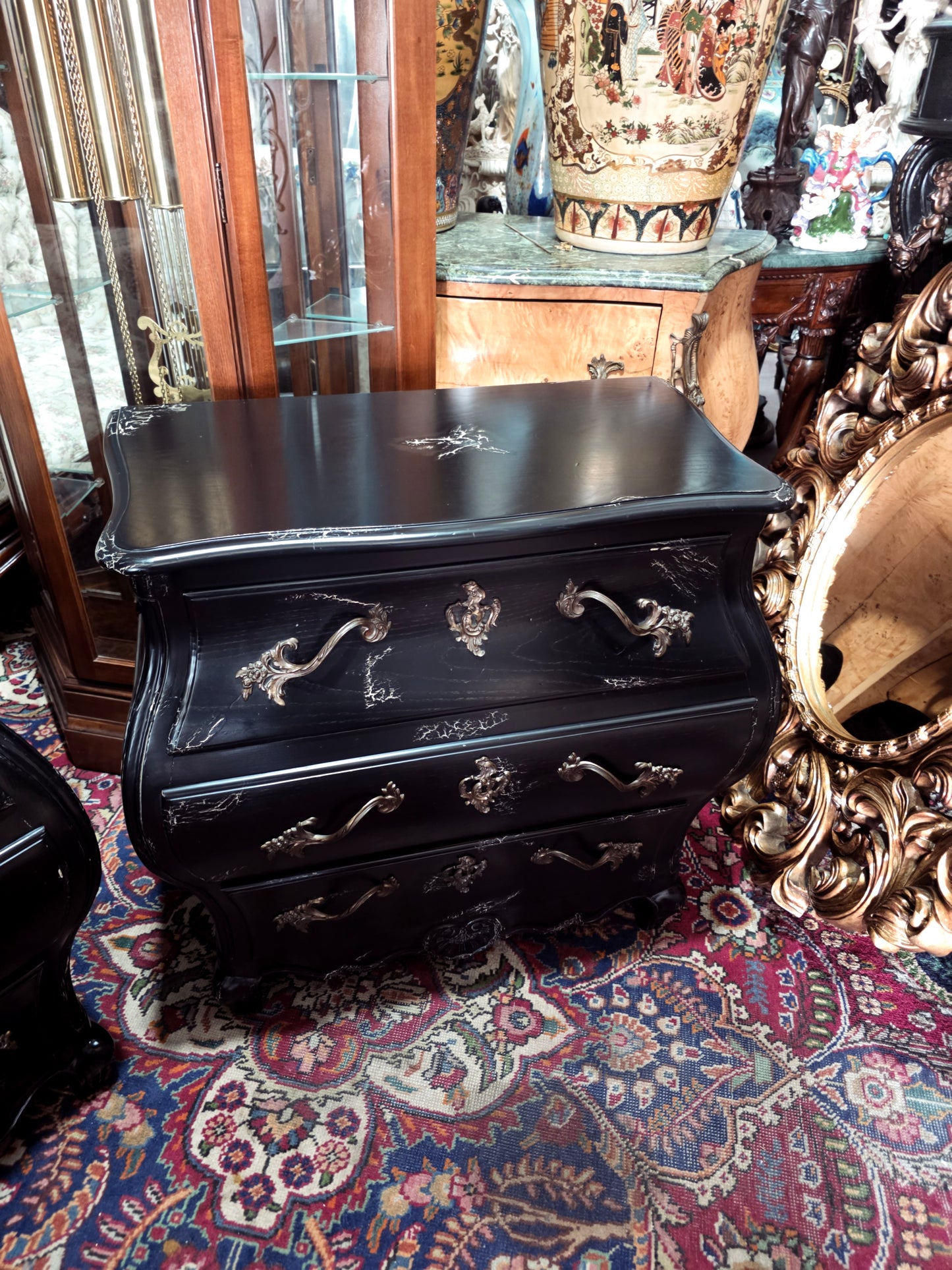 🌿Pair of Louis XV style Bombay chairs by Baker Furniture 🇫🇷🖤🌿