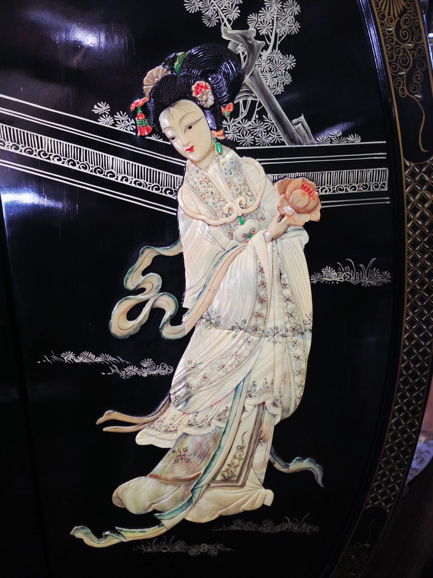 Mid-Century Style Chinese Round 4-Panel Screen✨