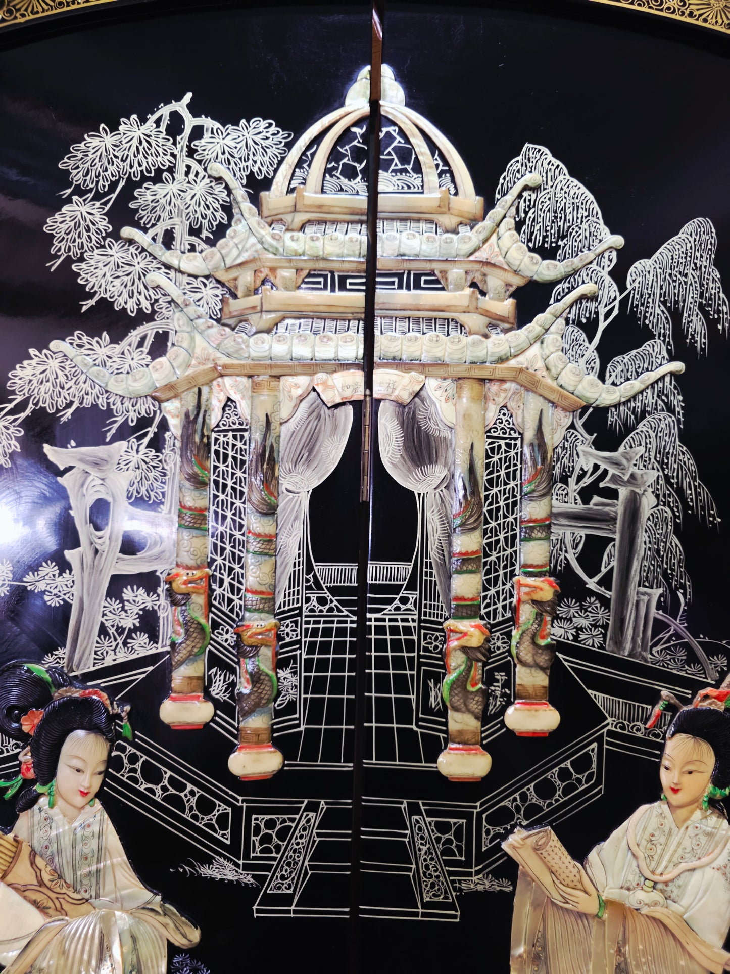 Mid-Century Style Chinese Round 4-Panel Screen✨