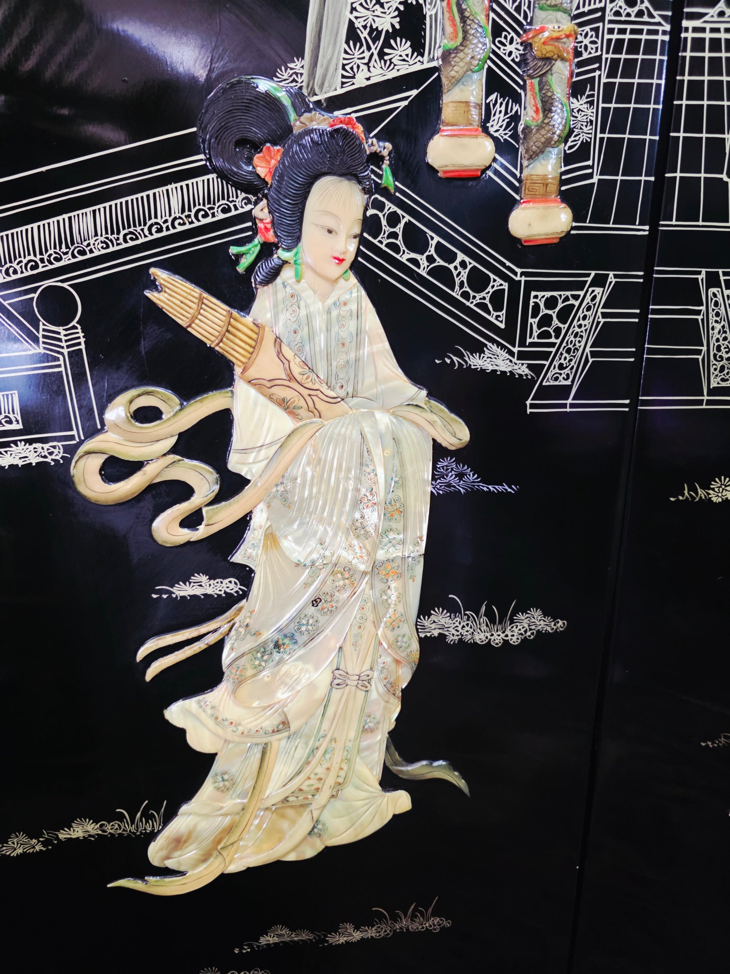 Mid-Century Style Chinese Round 4-Panel Screen✨