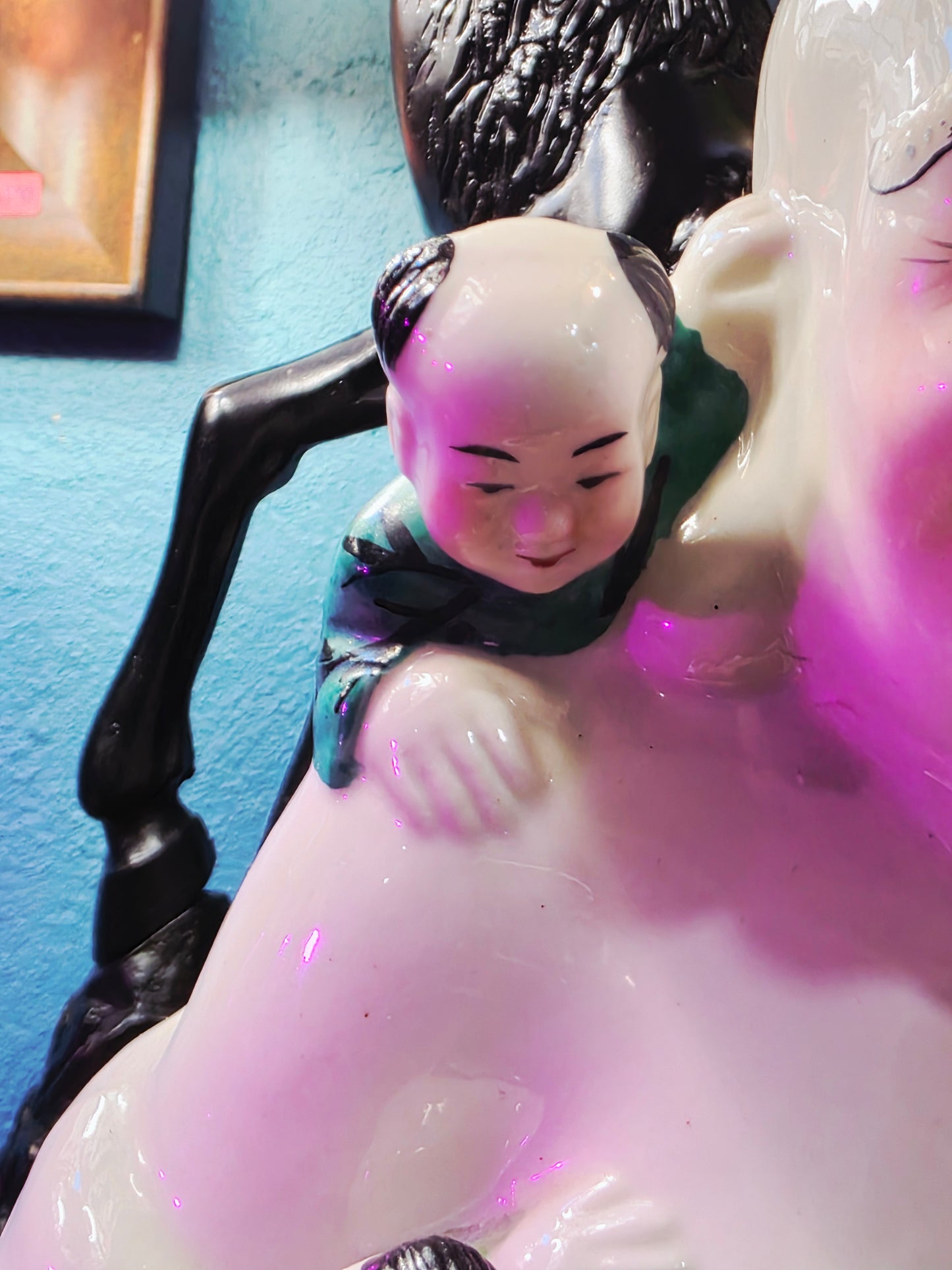 Chinese Ceramic Laughing Buddha with Five Children - Symbol of Prosperity, Abundance, and Family Happiness 🪷