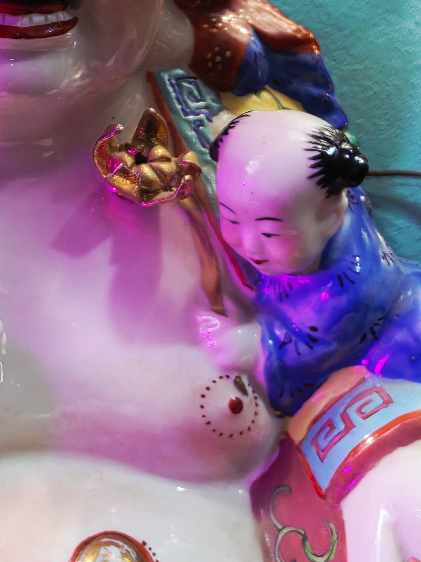 Chinese Ceramic Laughing Buddha with Five Children - Symbol of Prosperity, Abundance, and Family Happiness 🪷