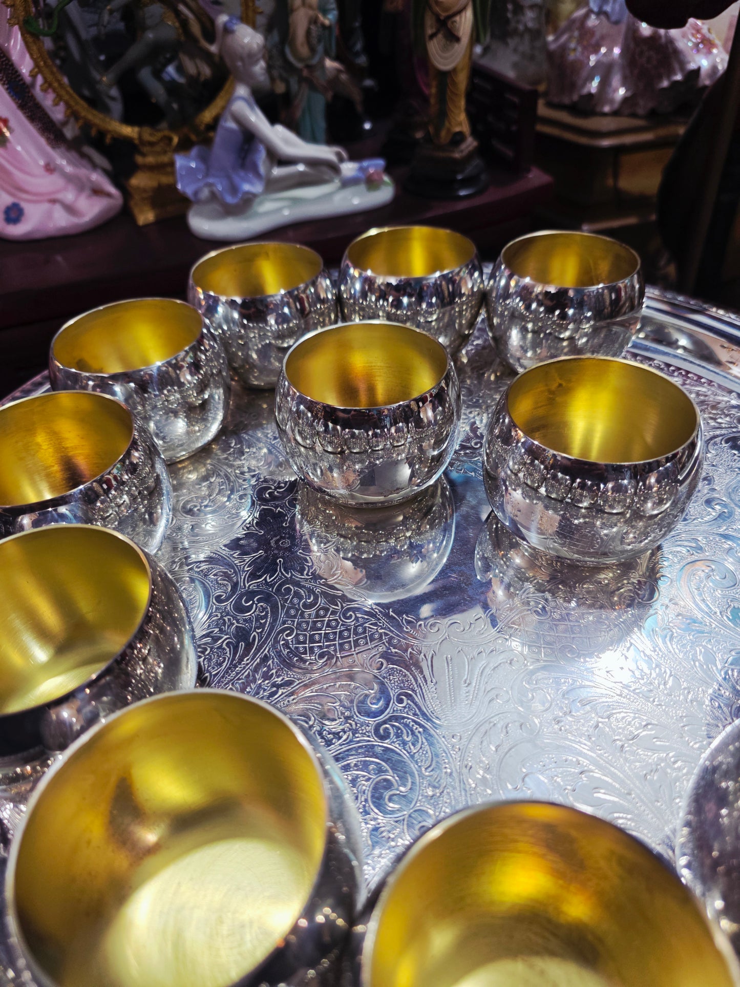 🏺✨ Vintage FB Rogers Silver Plated Victorian Style Punch Bowl Set con 12 Vasos y Vase de Servir – Total 14 Piezas ✨🏺