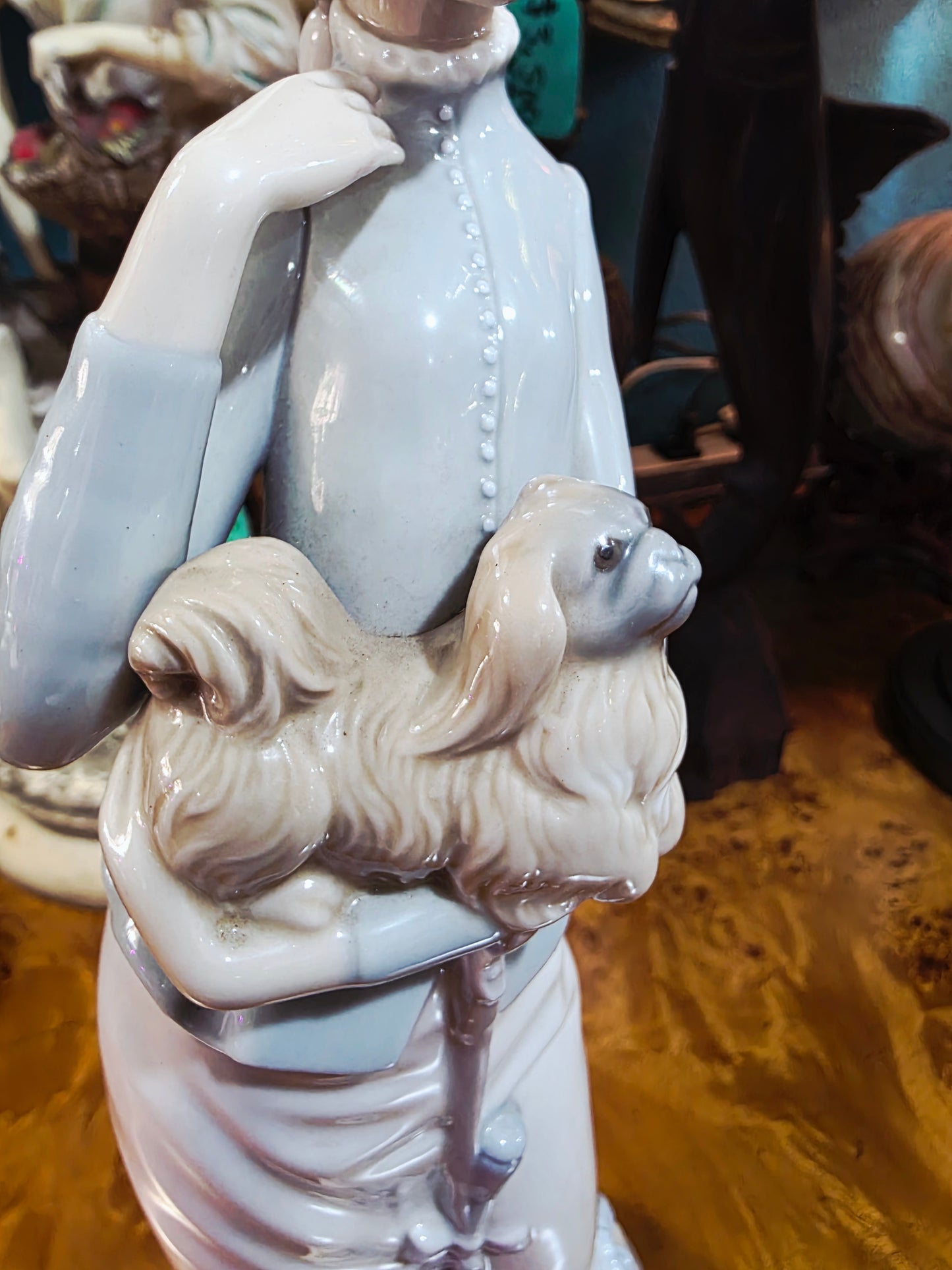 🎨 De Paseo Con El Perrito 🐕 Lladro 4893 | Año de emisión: 1974