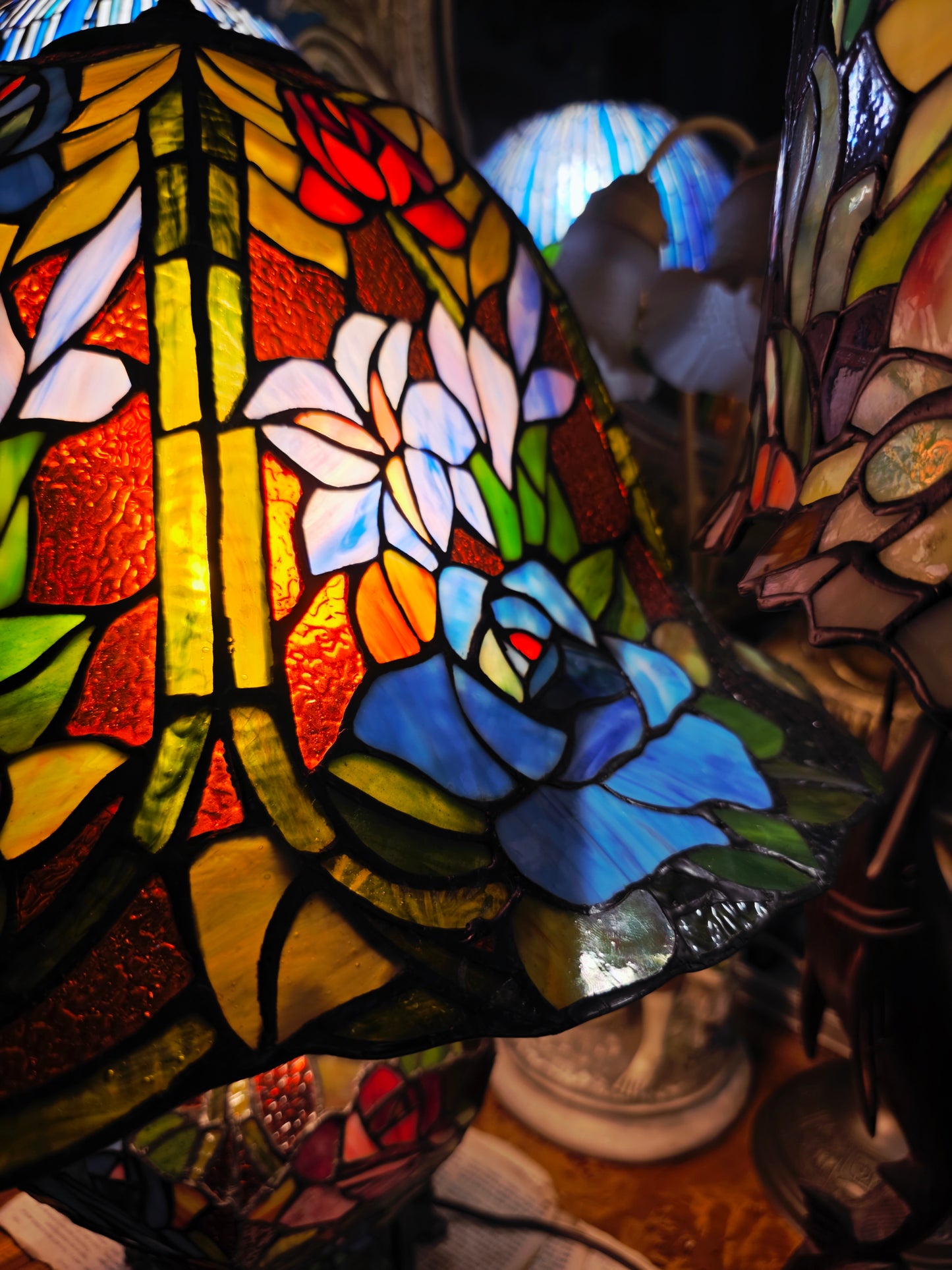 🌹🪞✨ Lampara Tiffany Vitral Floral de Gran Presencia ✨🪞🌹