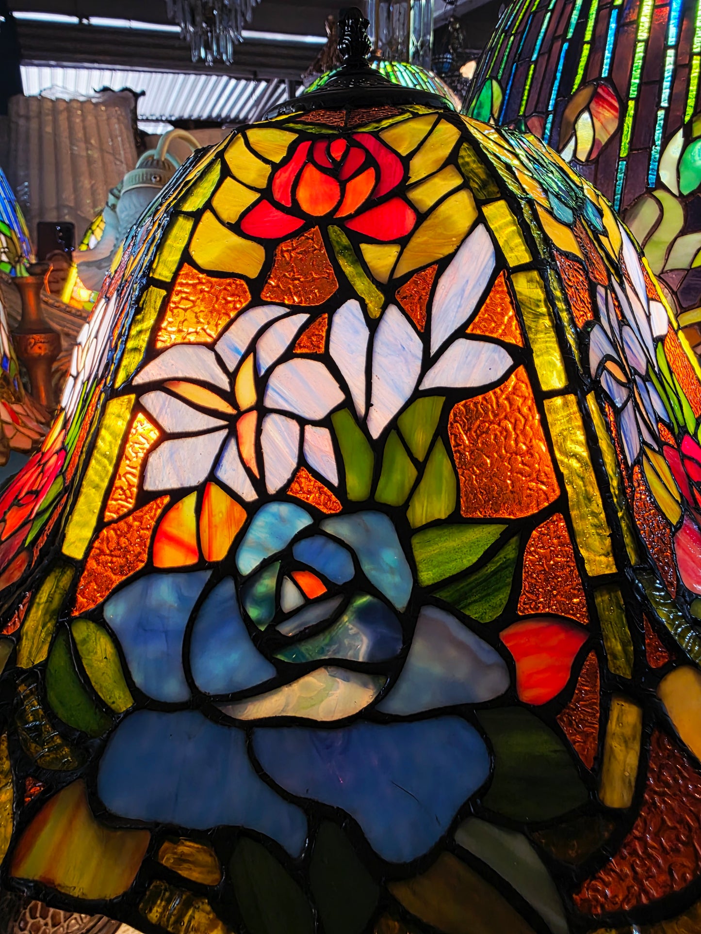 🌹🪞✨ Lampara Tiffany Vitral Floral de Gran Presencia ✨🪞🌹