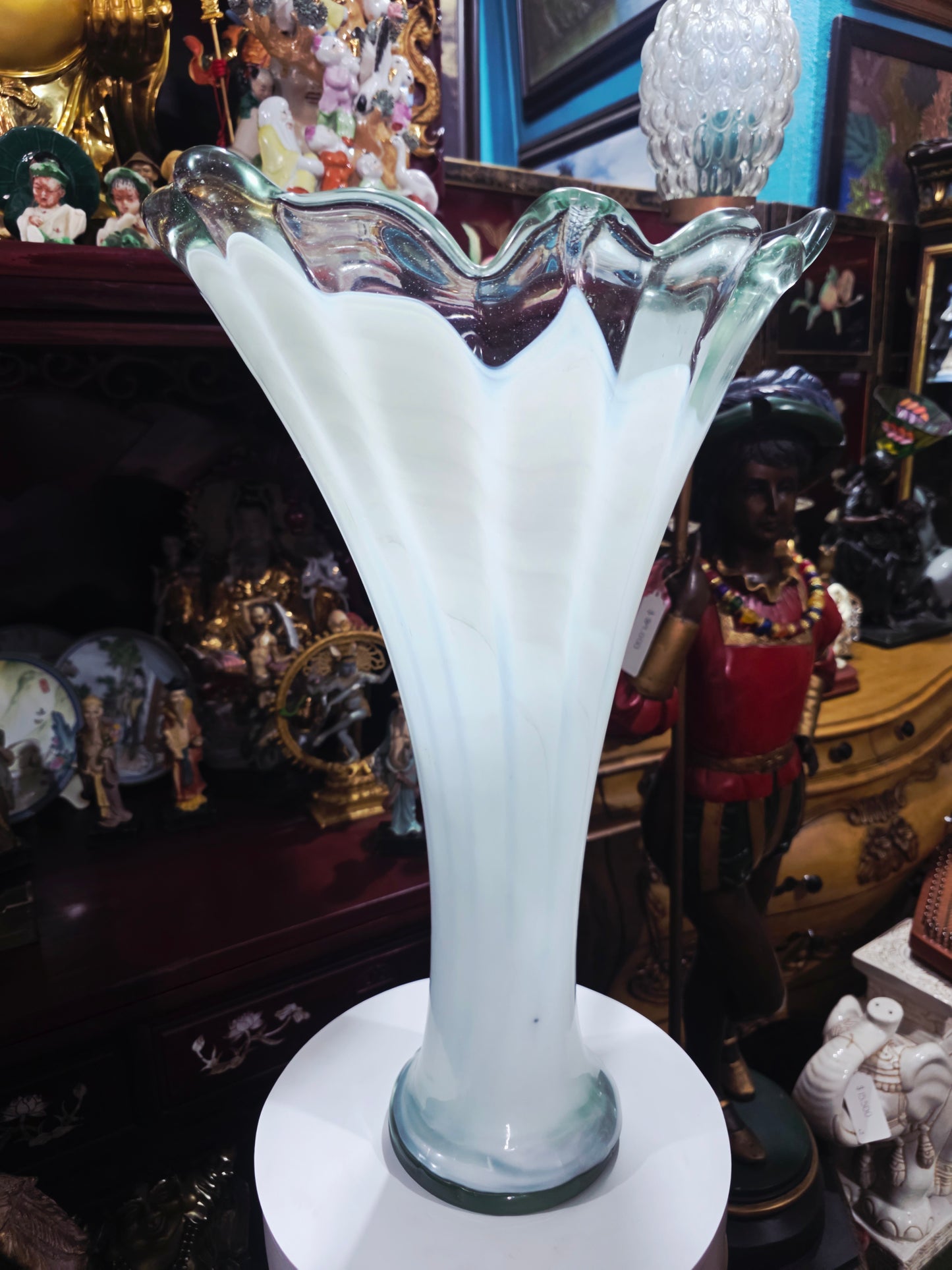 Murano Glass Vase – Italian Art and Elegance 🌸