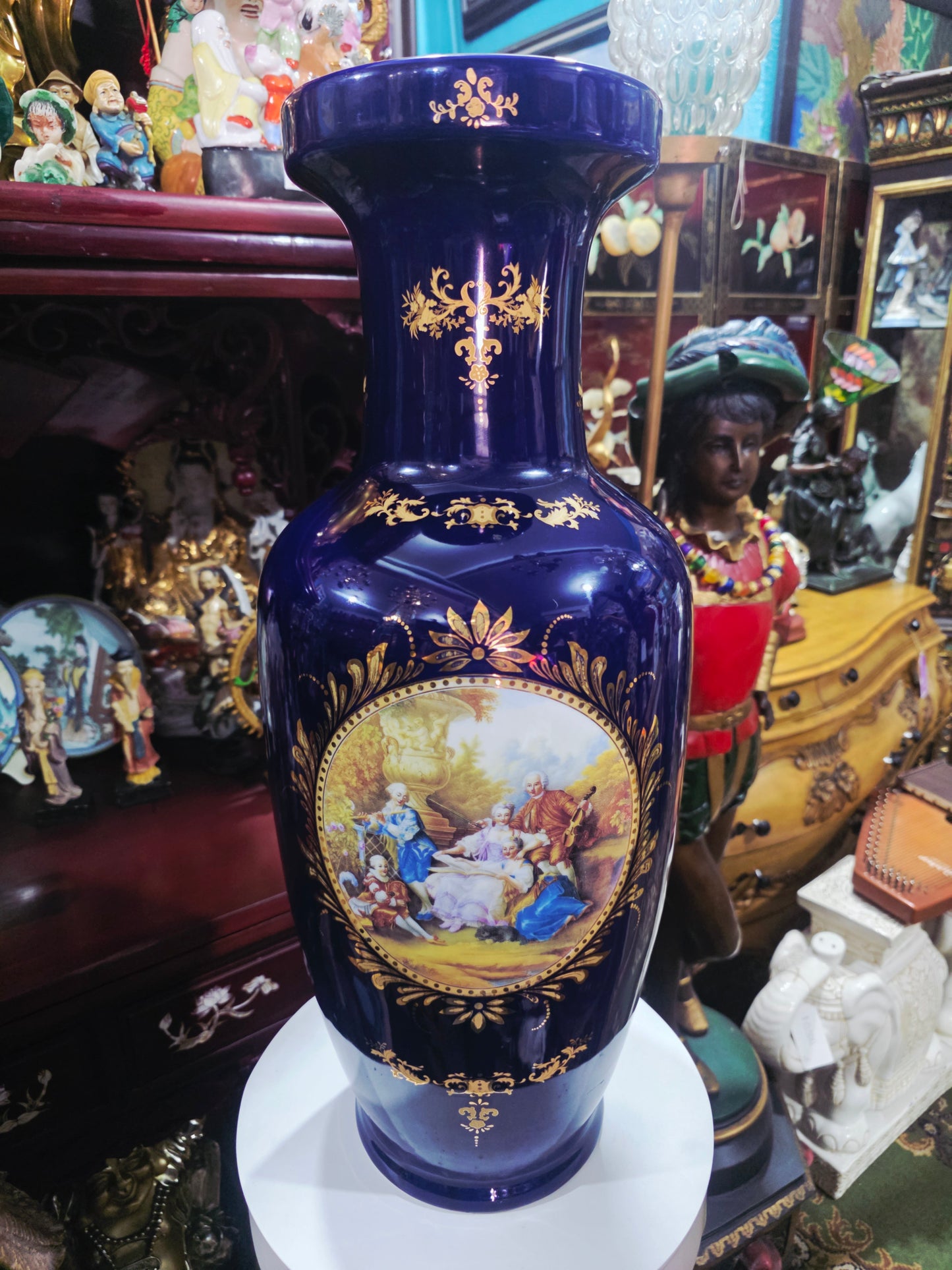 Pair of Cobalt Porcelain Vases with Classical Scenes 🌹🏺