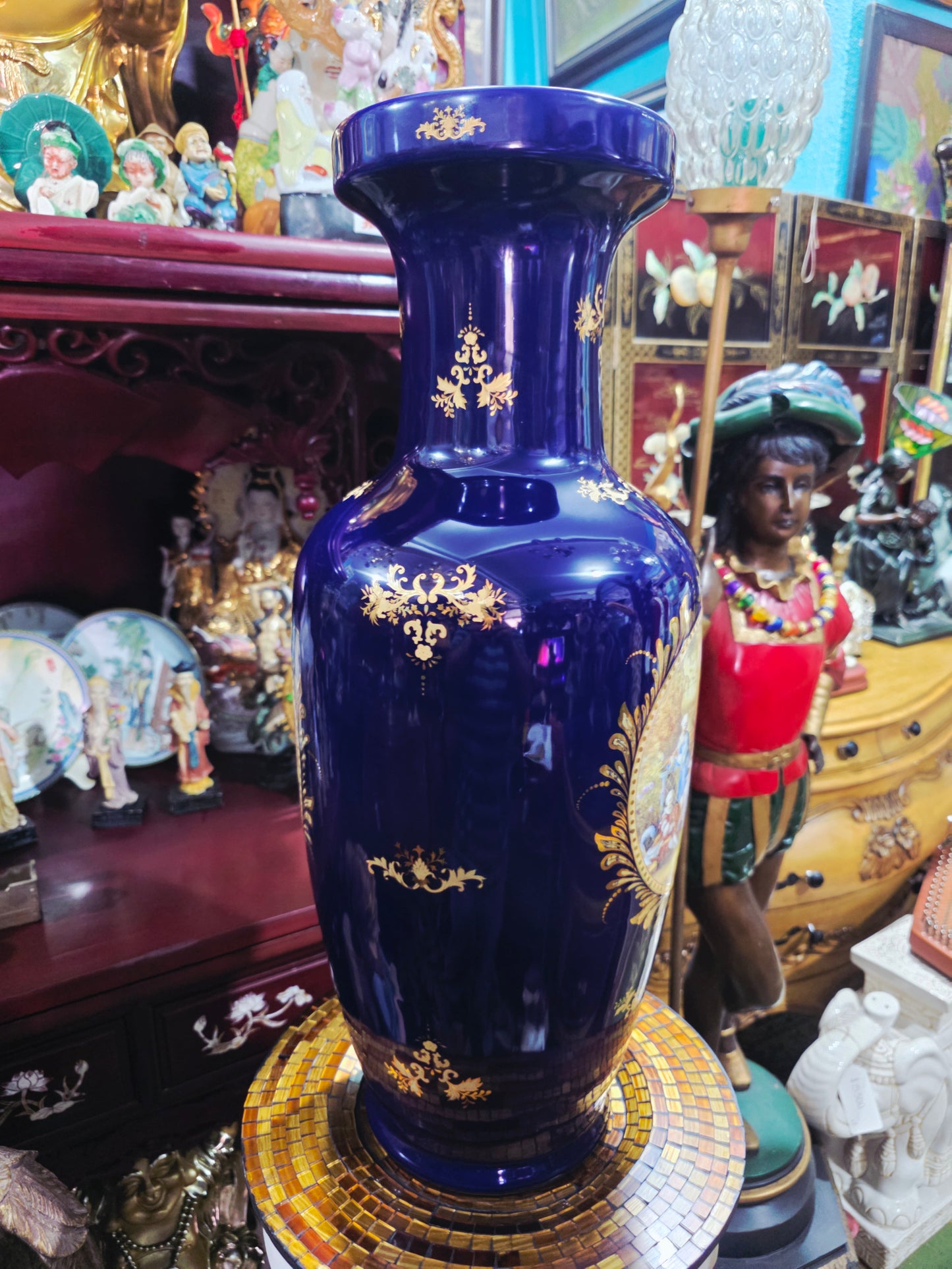 Pair of Cobalt Porcelain Vases with Classical Scenes 🌹🏺