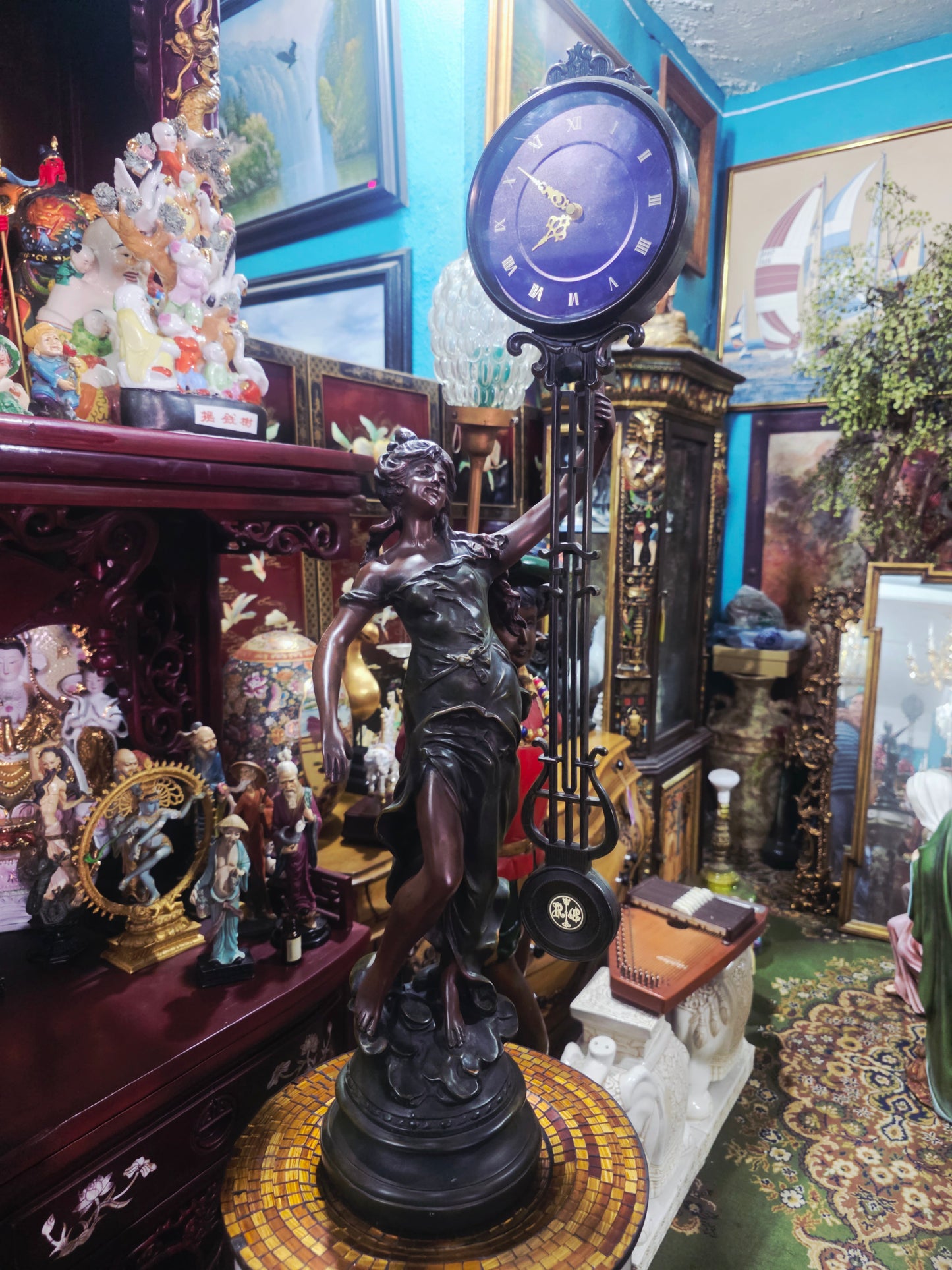 Reloj de Mesa Figural Francés – Estilo C. Moreau 🕰️
