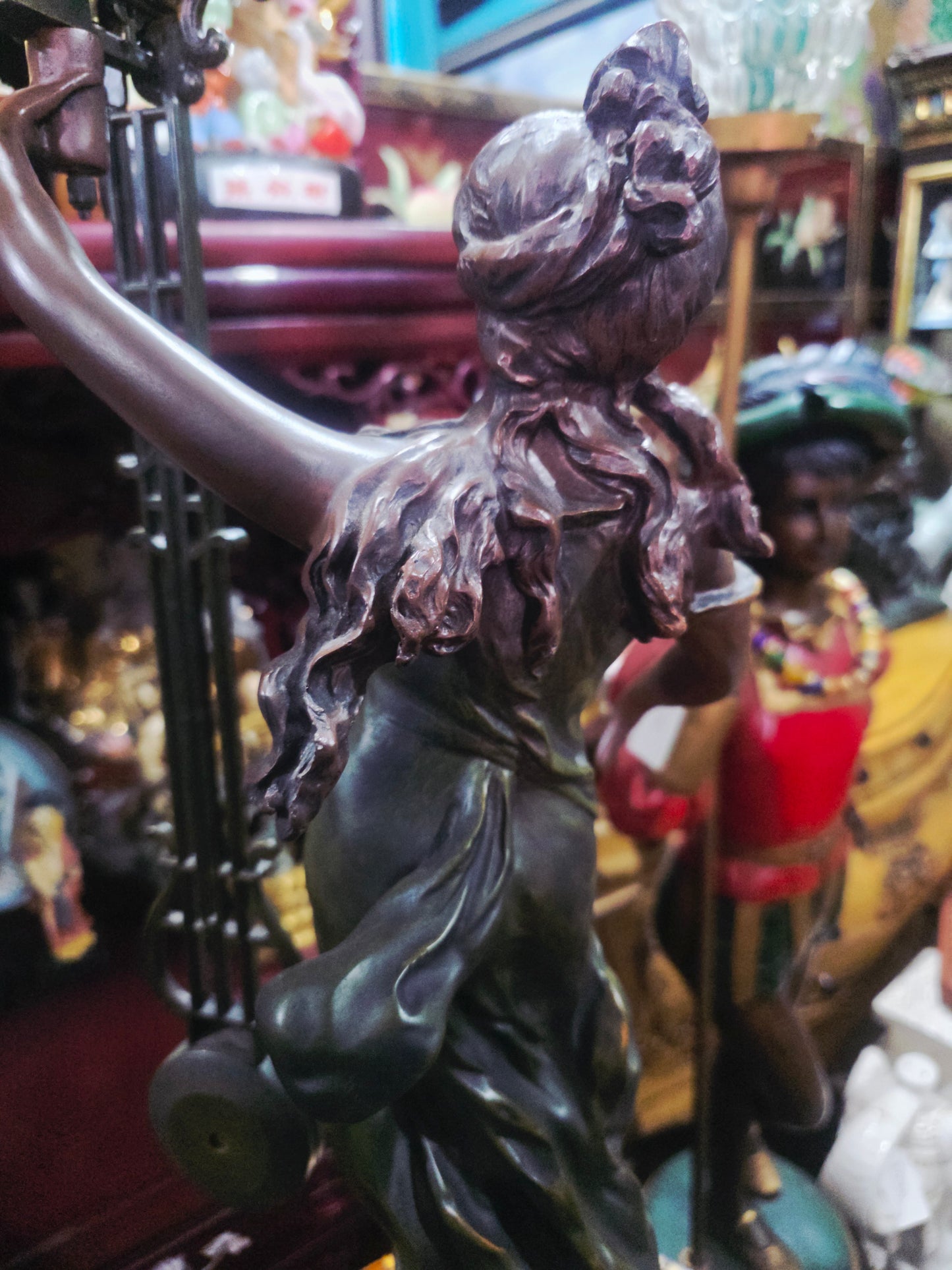 Reloj de Mesa Figural Francés – Estilo C. Moreau 🕰️