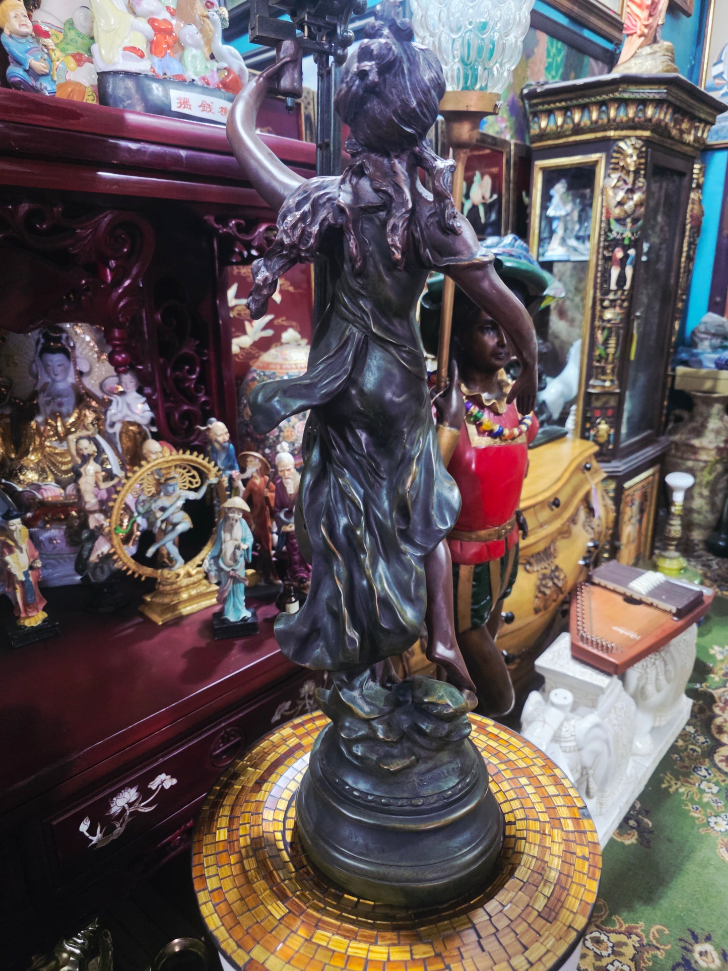 Reloj de Mesa Figural Francés – Estilo C. Moreau 🕰️