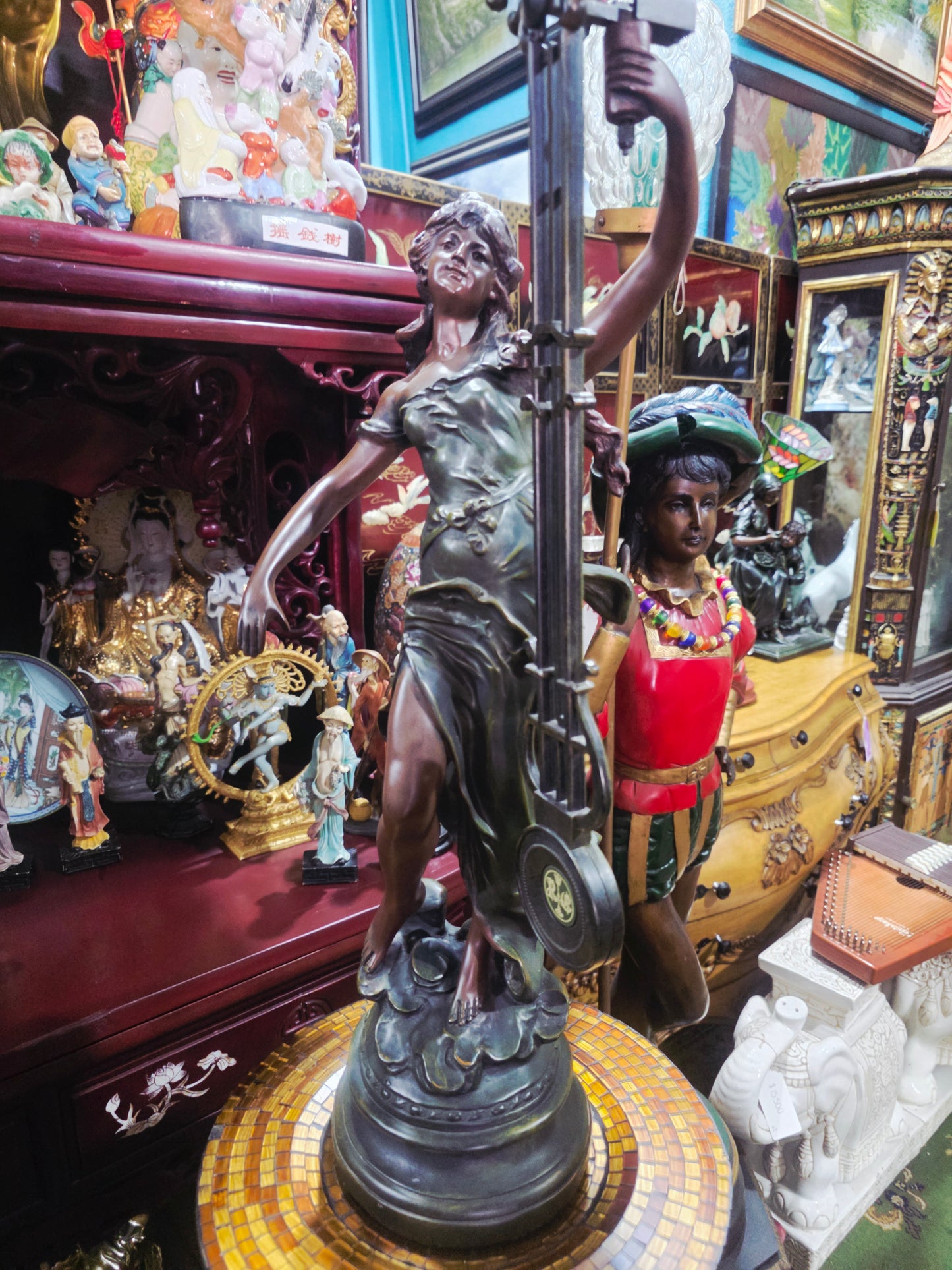 Reloj de Mesa Figural Francés – Estilo C. Moreau 🕰️