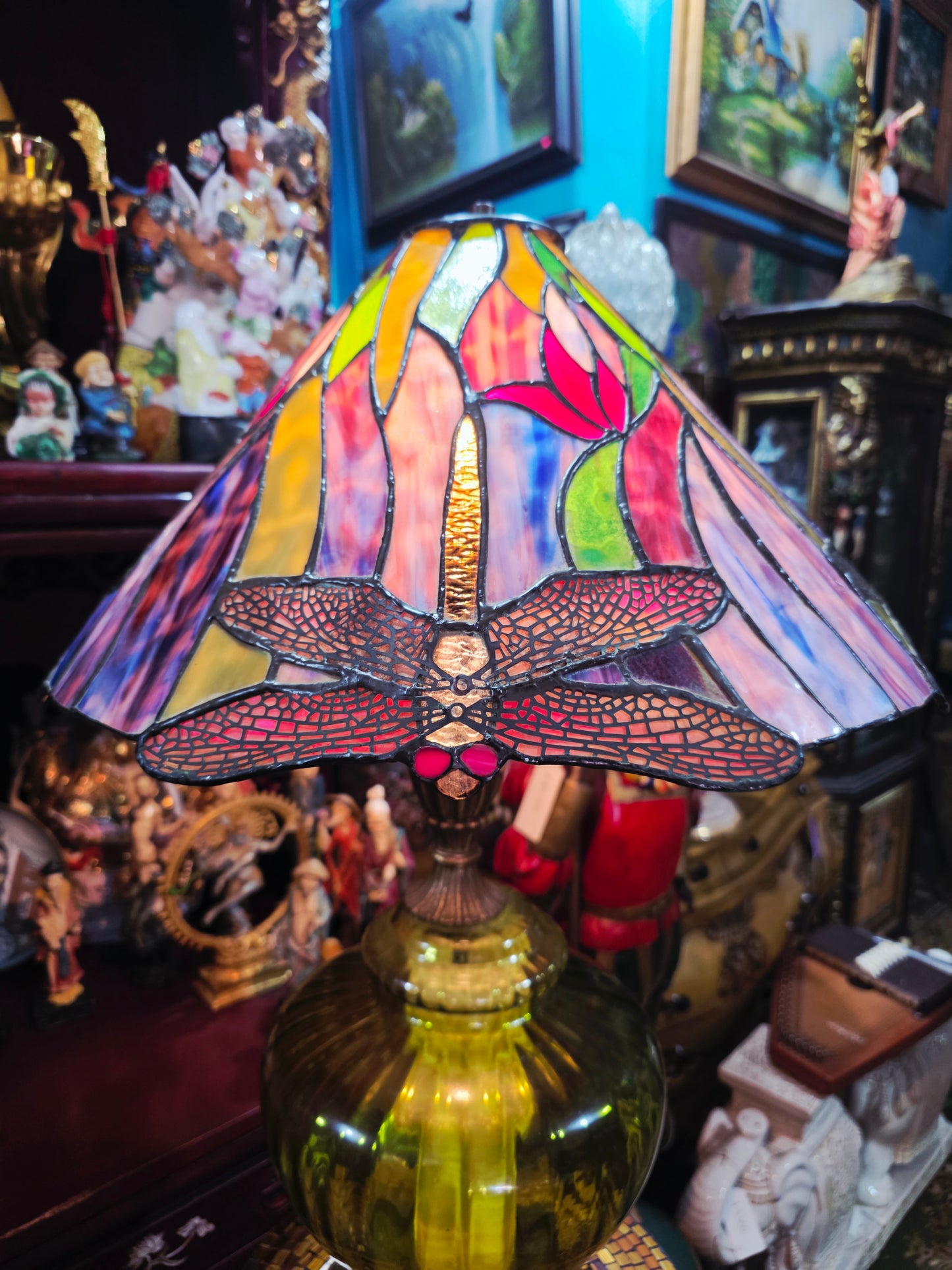 Tiffany Stained Glass Lamp with Dragonflies - Crystal and Bronze Base 🕯️🪶