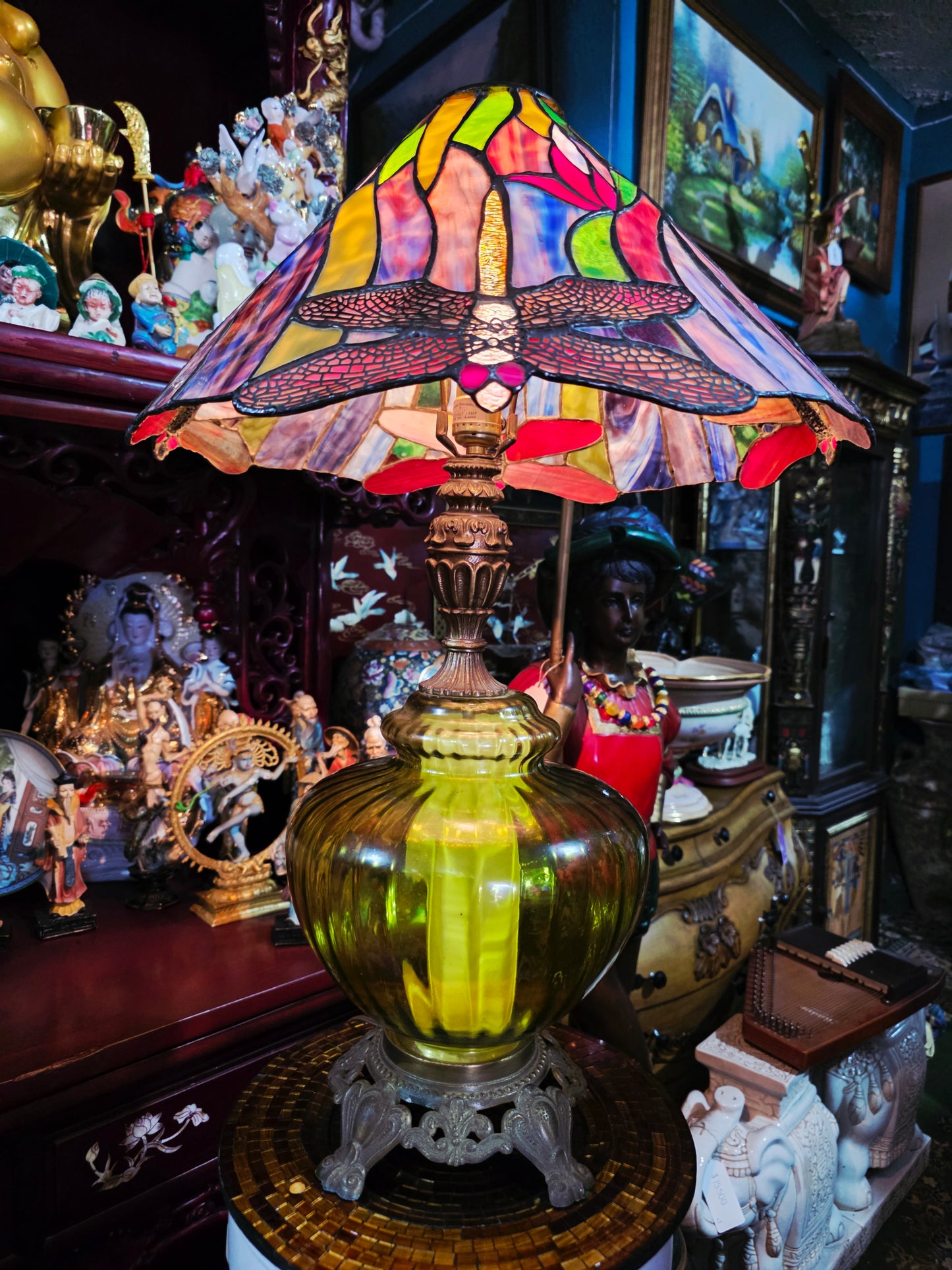 Tiffany Stained Glass Lamp with Dragonflies - Crystal and Bronze Base 🕯️🪶