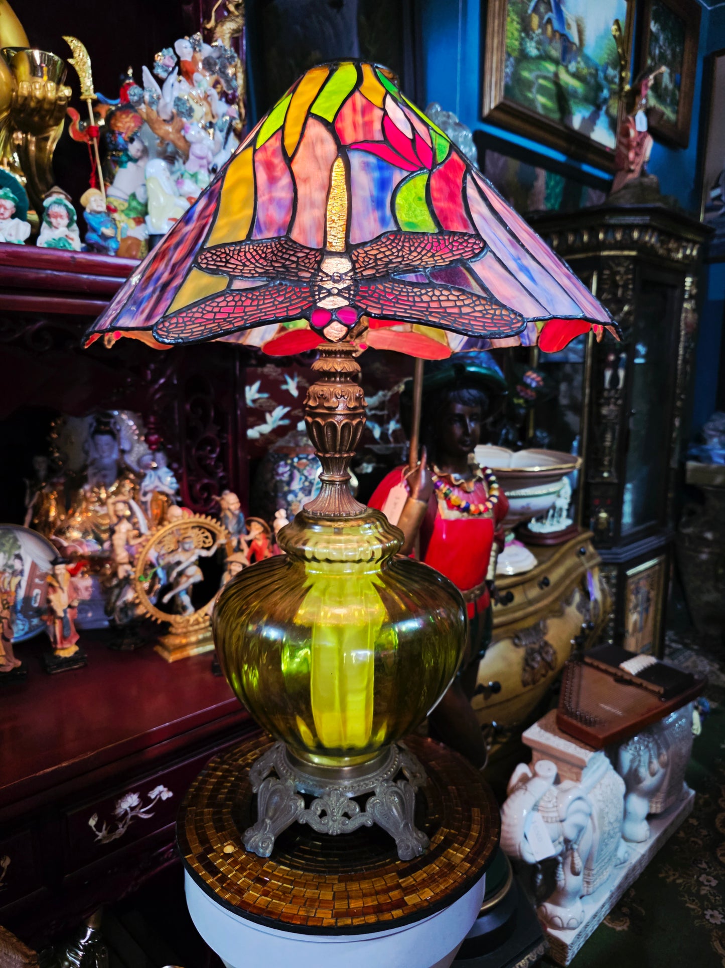 Tiffany Stained Glass Lamp with Dragonflies - Crystal and Bronze Base 🕯️🪶