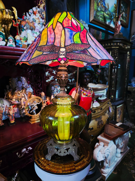 Tiffany Stained Glass Lamp with Dragonflies - Crystal and Bronze Base 🕯️🪶