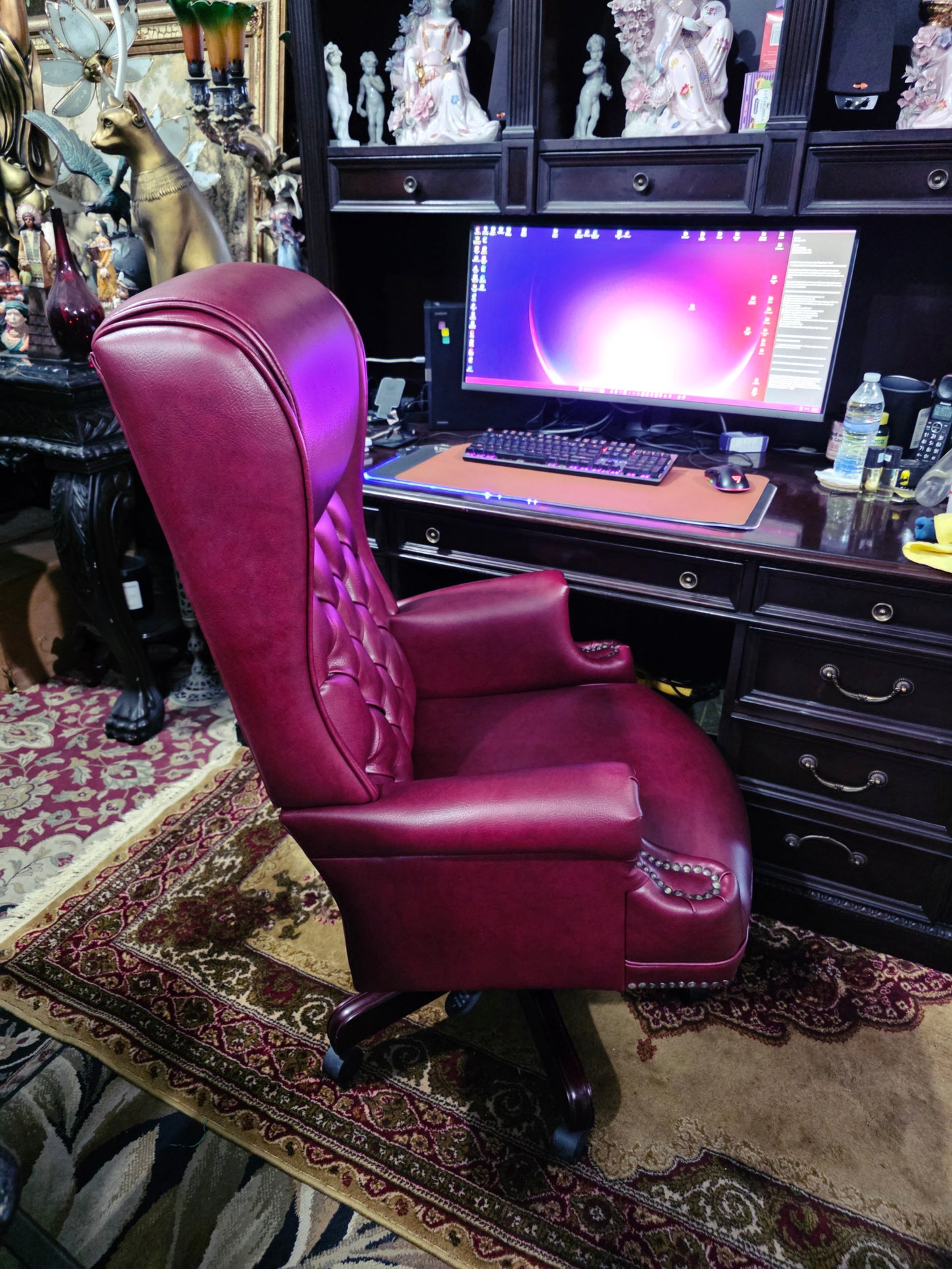 Faux Leather Executive Chair with Textured Details and Decorative Brass Tacks 🪞🪙🪶