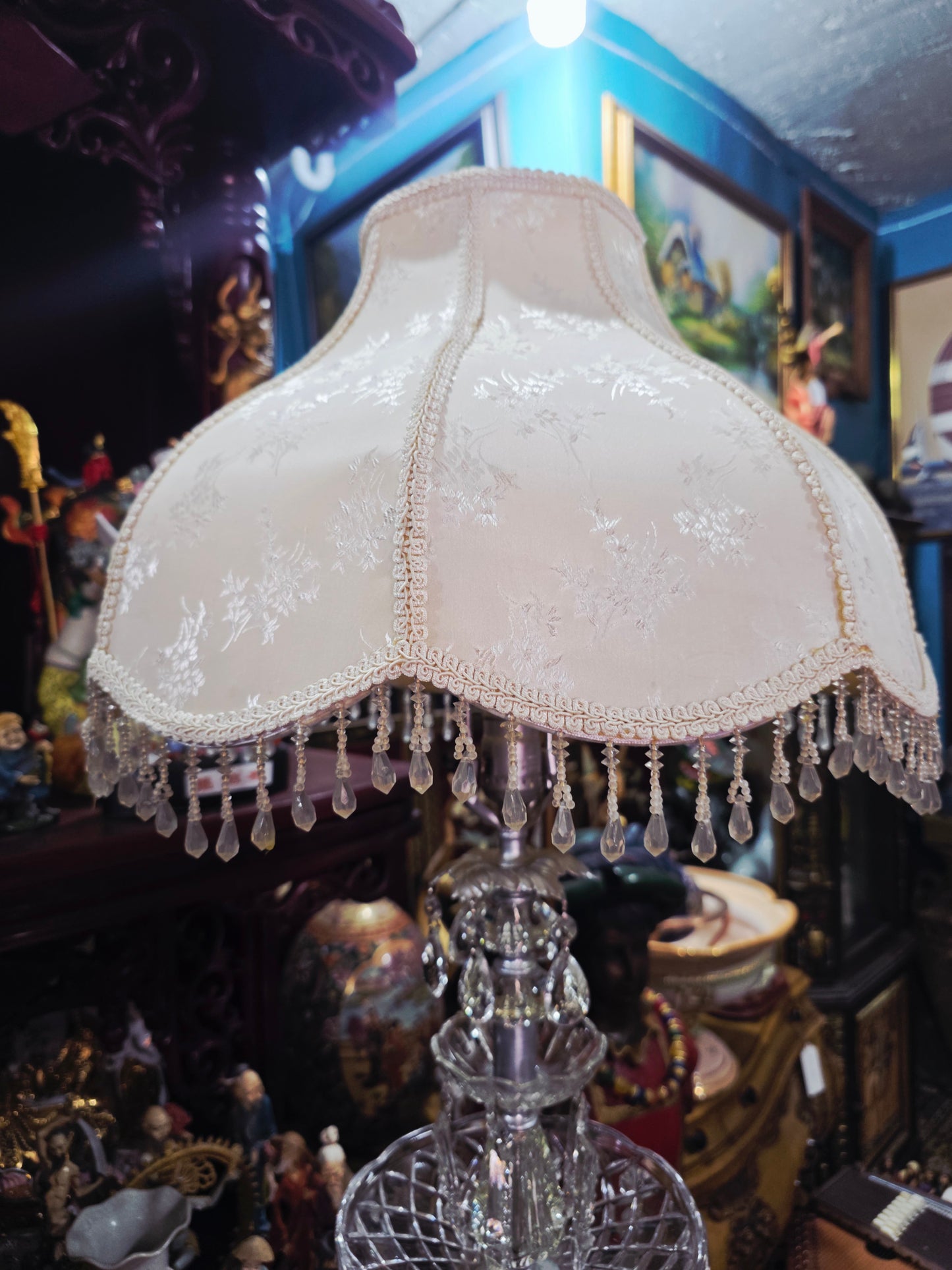 Pair of Lamps with Crystal Decorations 🪙✨🌸