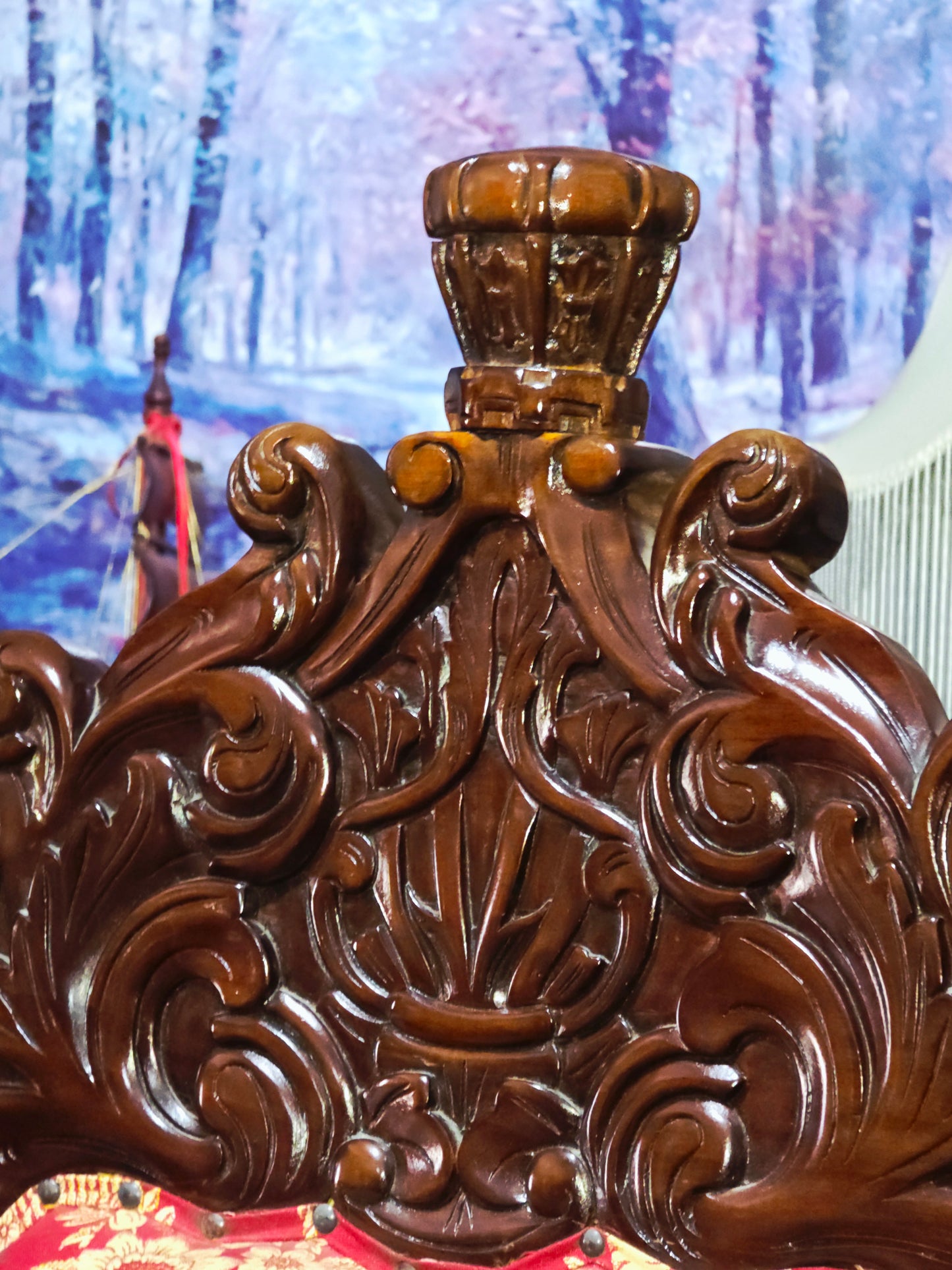 Carved Mahogany Throne Armchair – Power and Distinction 🪞🌿🪶